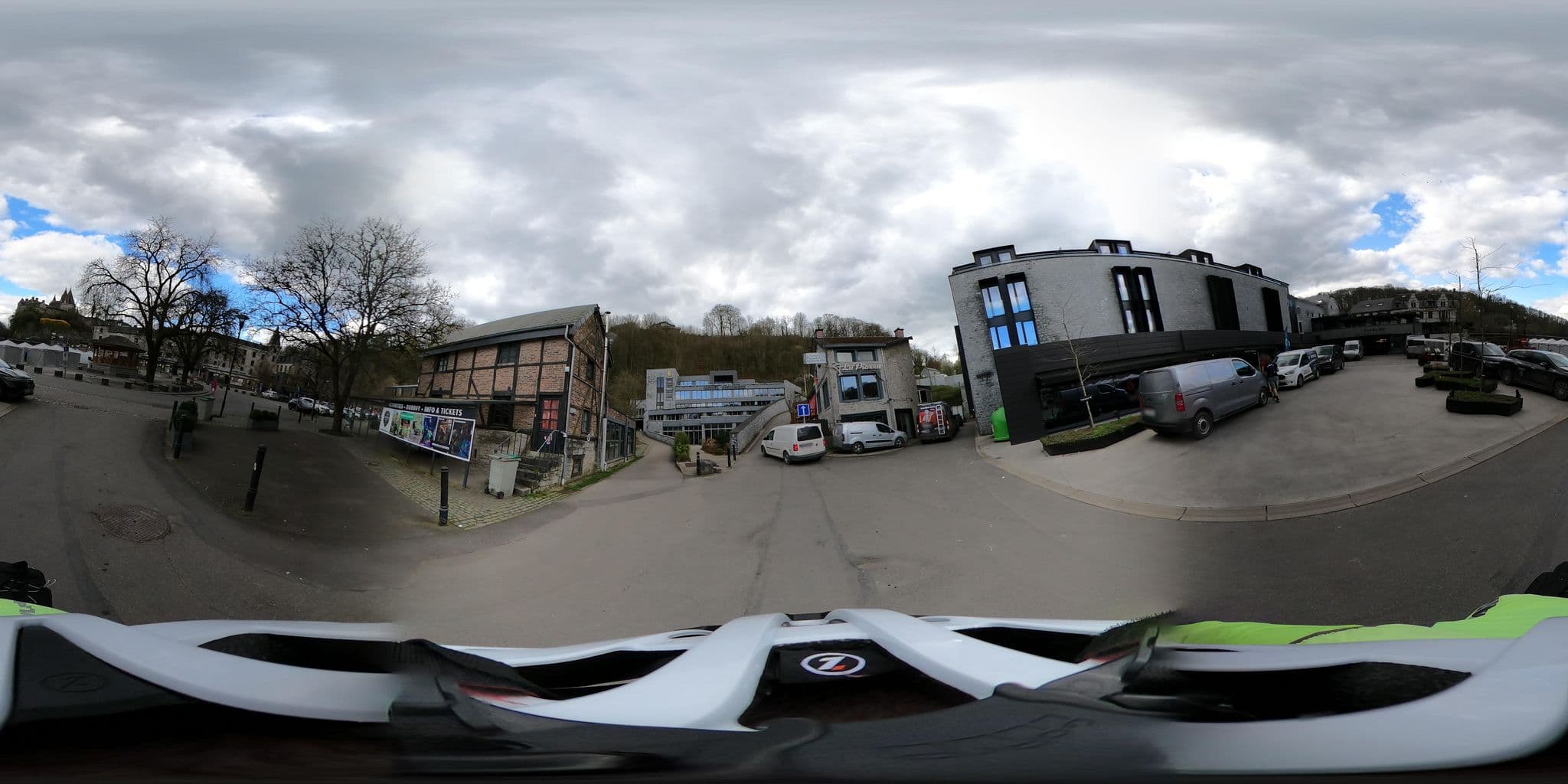 Street view near salon bar Jean de Bohême, Durbuy — © Mizuna (CC BY-SA · Mapillary)