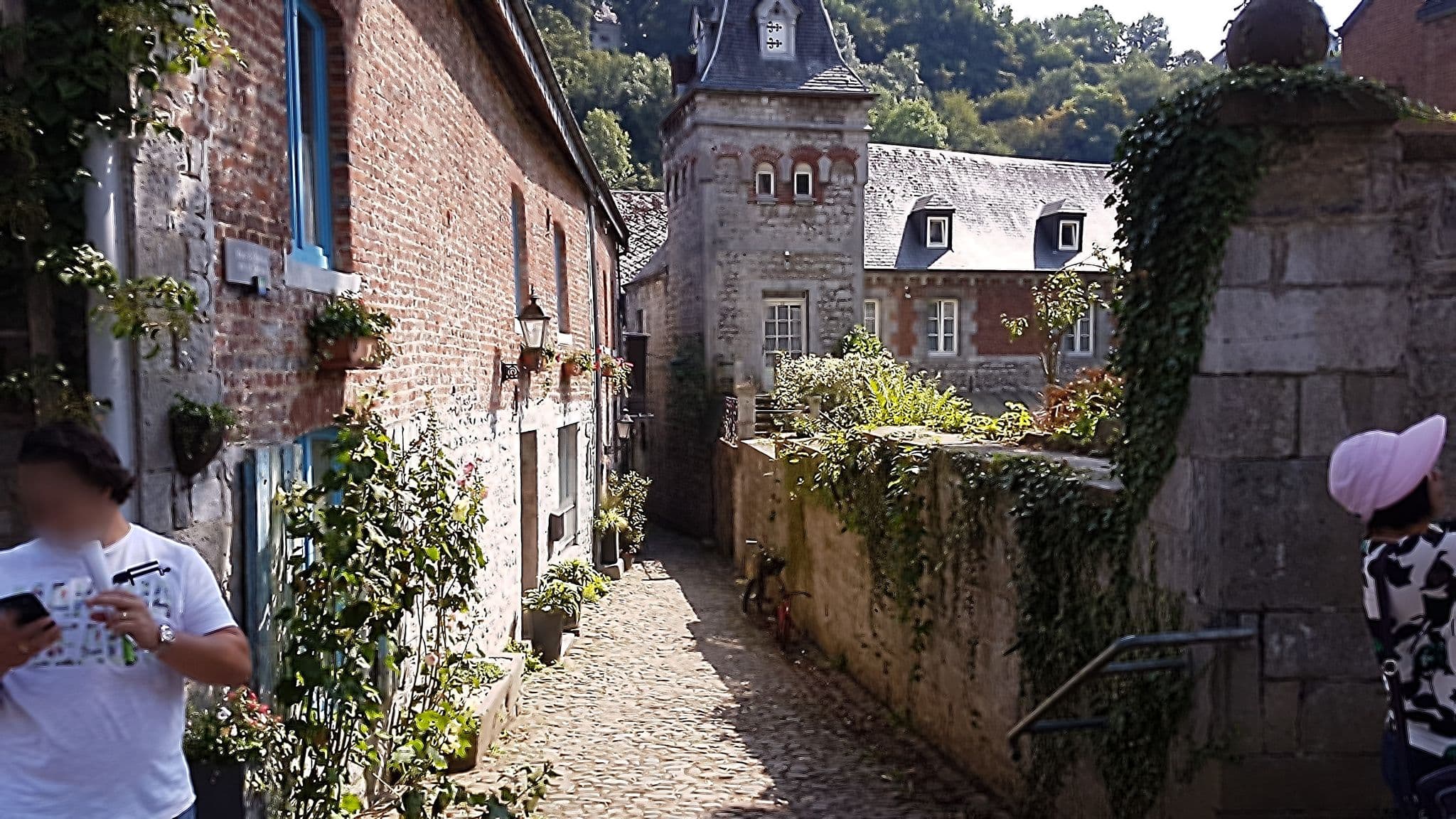 Street view near La petite maison, Durbuy — © it_s_so_funny (CC BY-SA · Mapillary)
