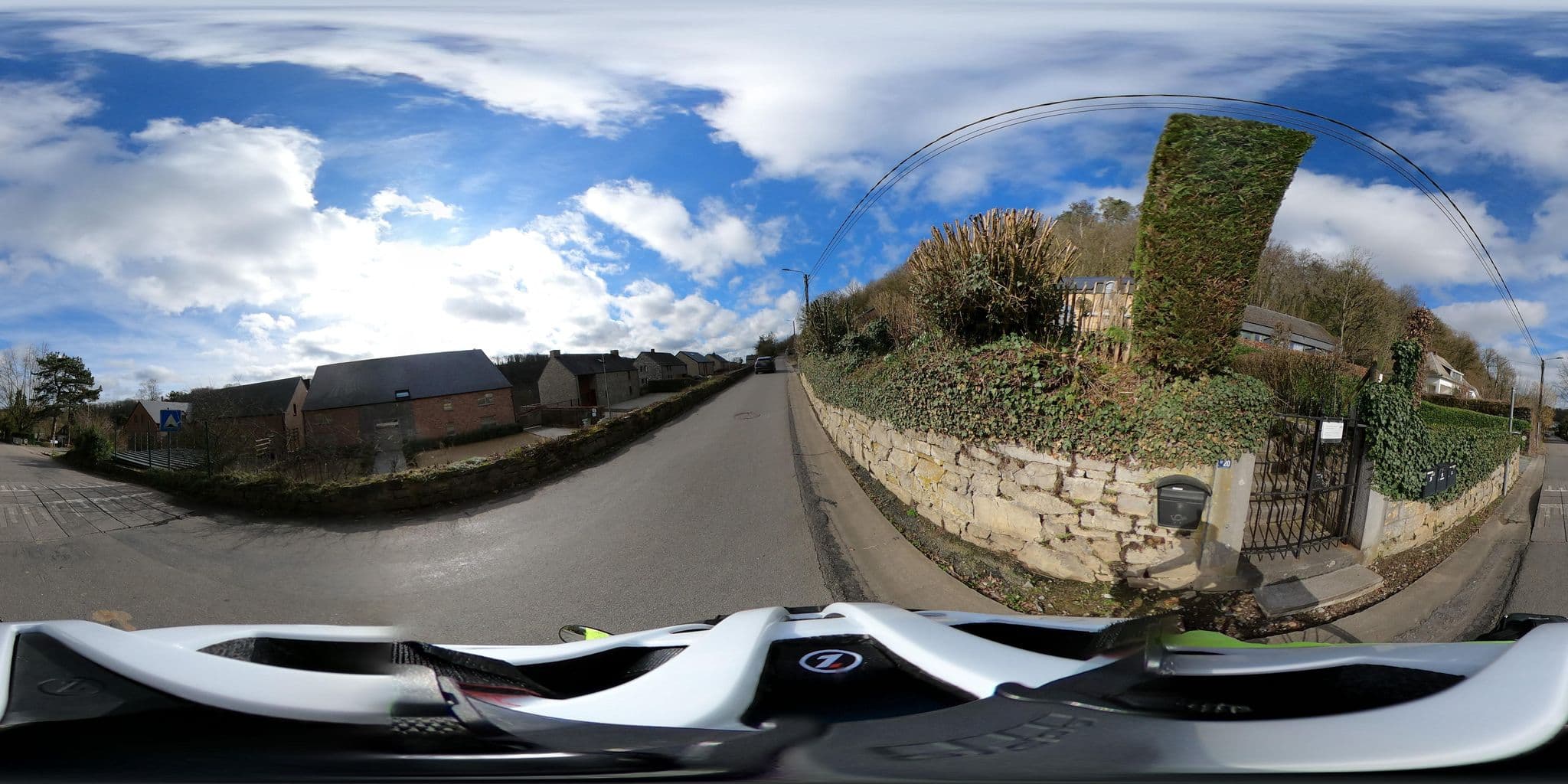 Street view near La Perle De Durbuy, Durbuy — © Mizuna (CC BY-SA · Mapillary)