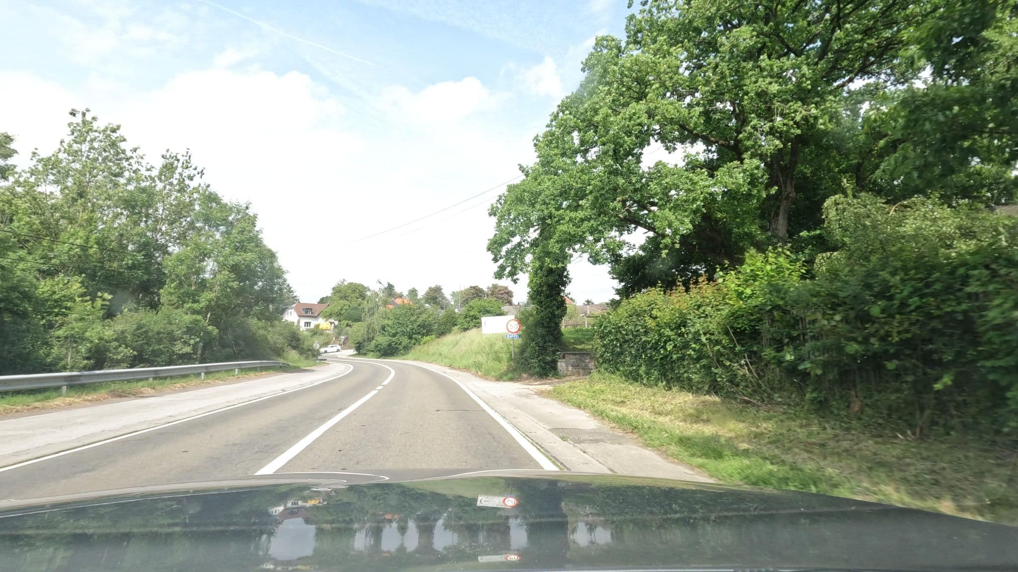 Street view near Chalet 31, Grandhan — © vinisa (CC BY-SA · Mapillary)