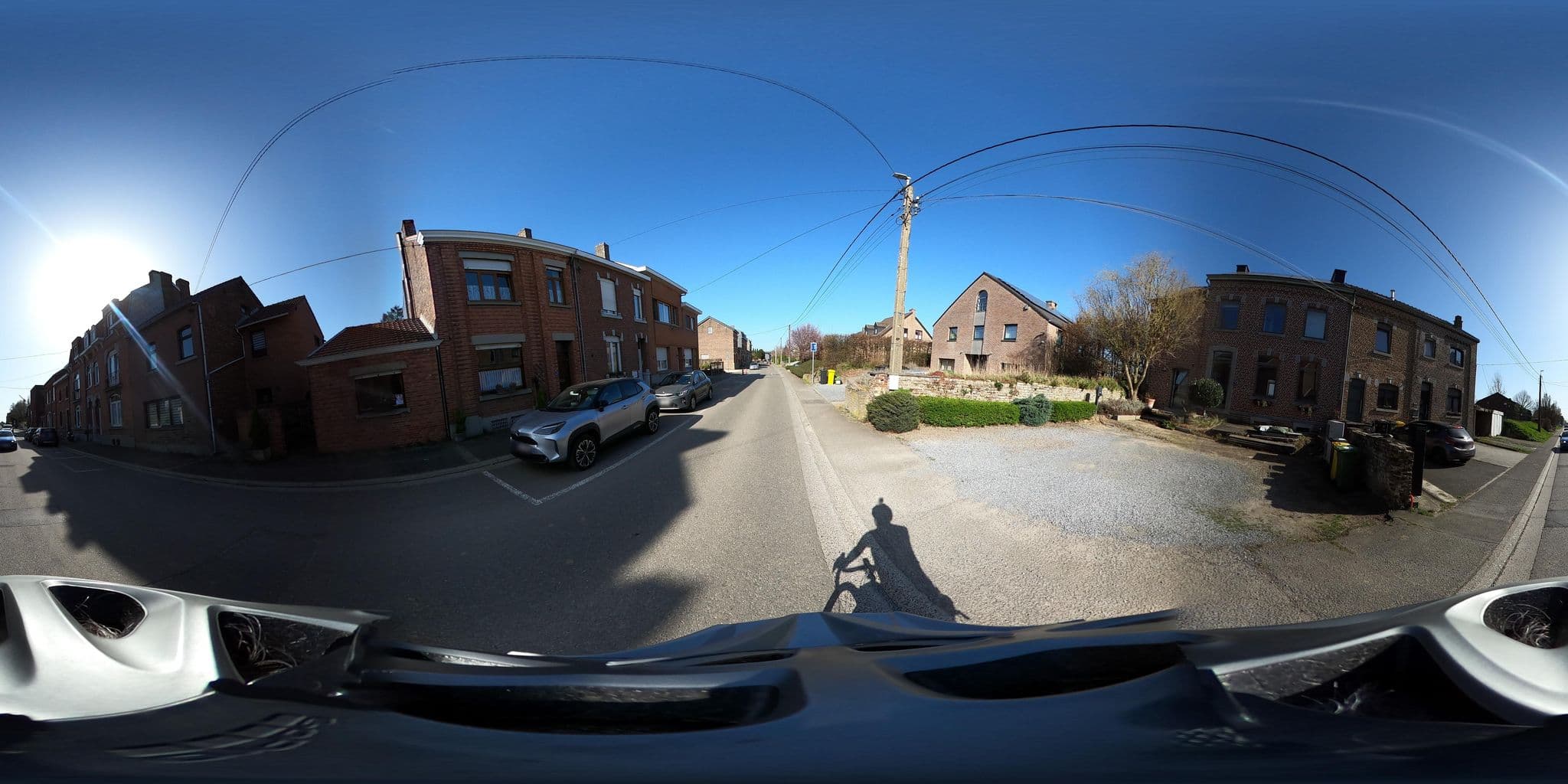 Street view near Fenêtre sur Fexhe Le-Haut-Clocher, Fexhe-le-Haut-Clocher — © Eebie (CC BY-SA · Mapillary)