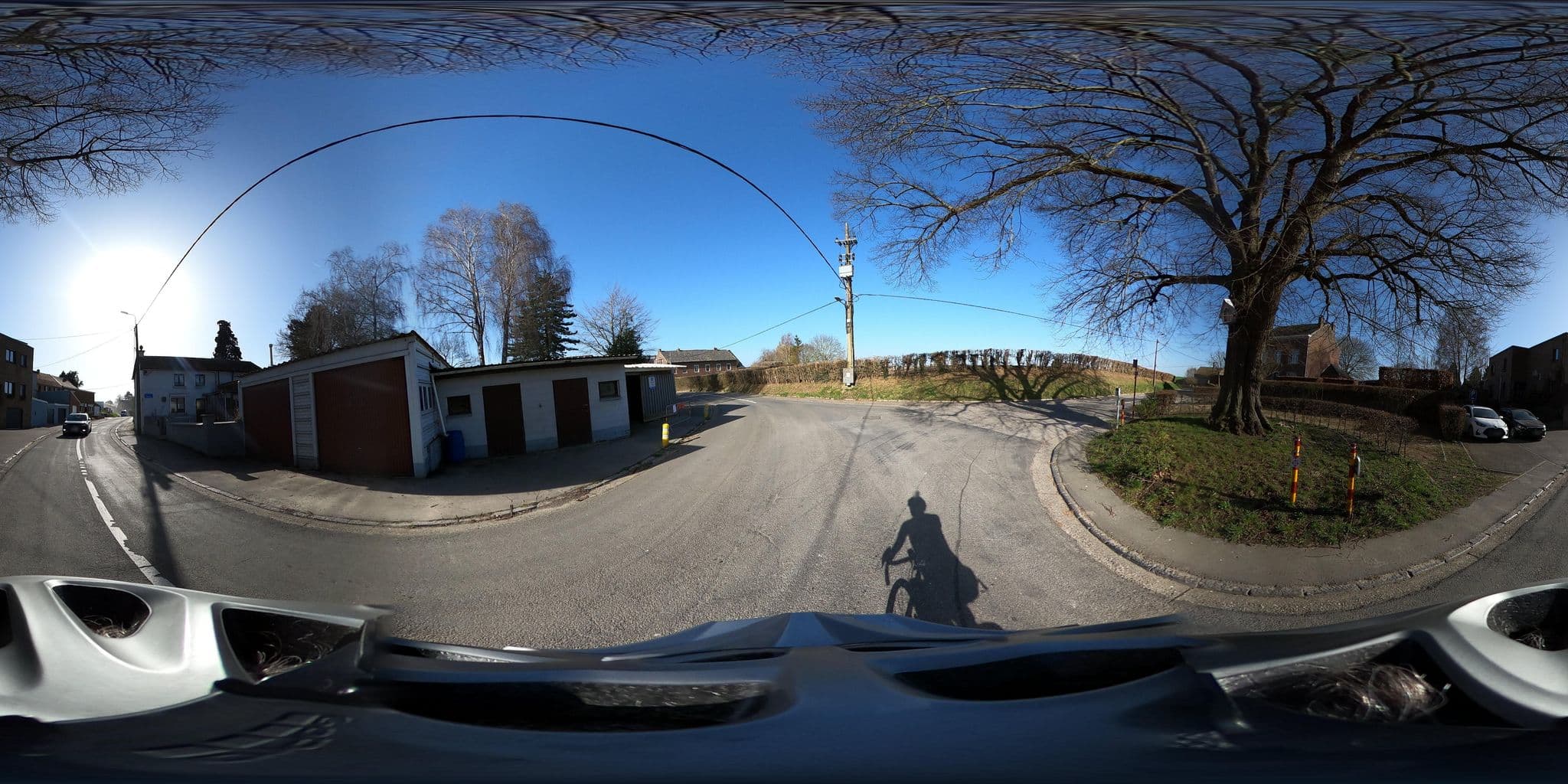 Street view near Hotel Canin DA, Momalle — © Eebie (CC BY-SA · Mapillary)
