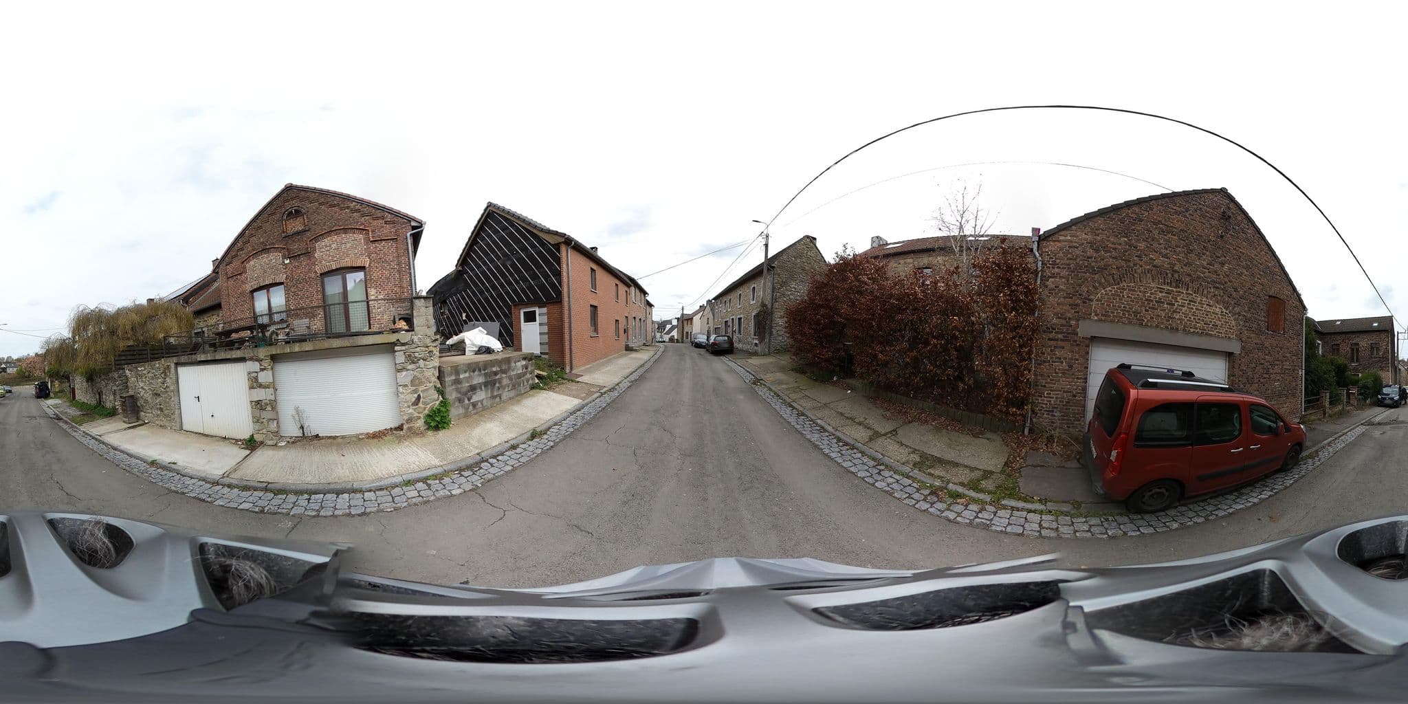 Street view near Le gite d'Hildegarde with sauna, Braives — © Eebie (CC BY-SA · Mapillary)