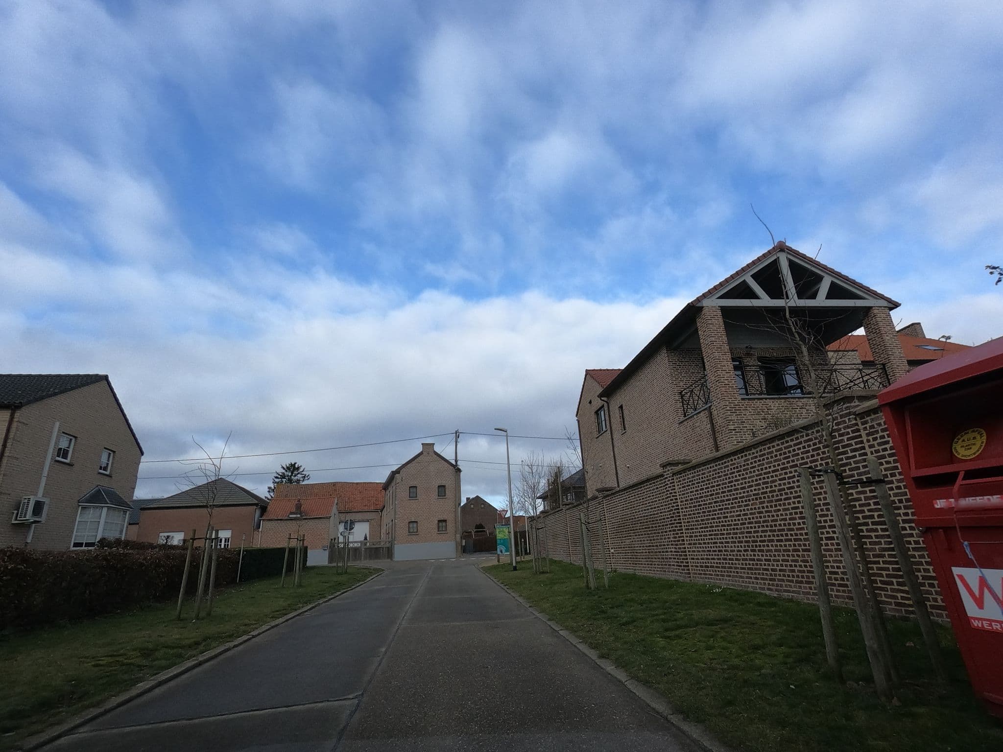 Street view near Hotel la cure Fresin, Berloz — © filipc (CC BY-SA · Mapillary)