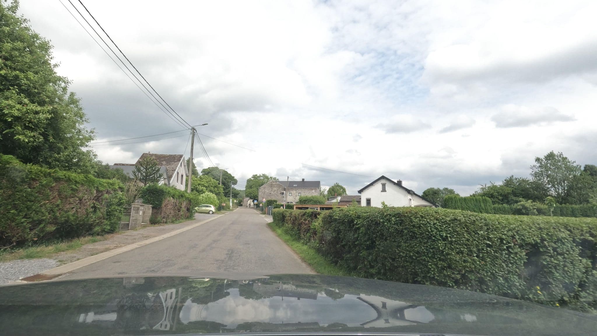 Street view near La Belly d'or, Ferrières — © vinisa (CC BY-SA · Mapillary)