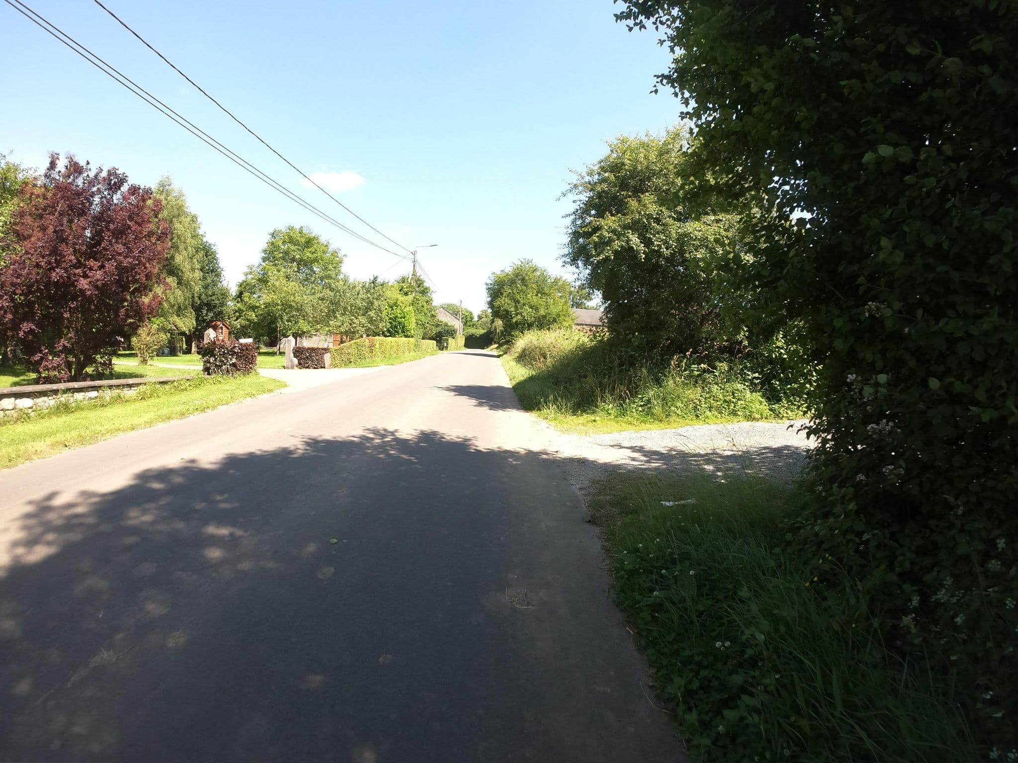 Street view near Chalet De GT, Bomal — © joostjakob (CC BY-SA · Mapillary)