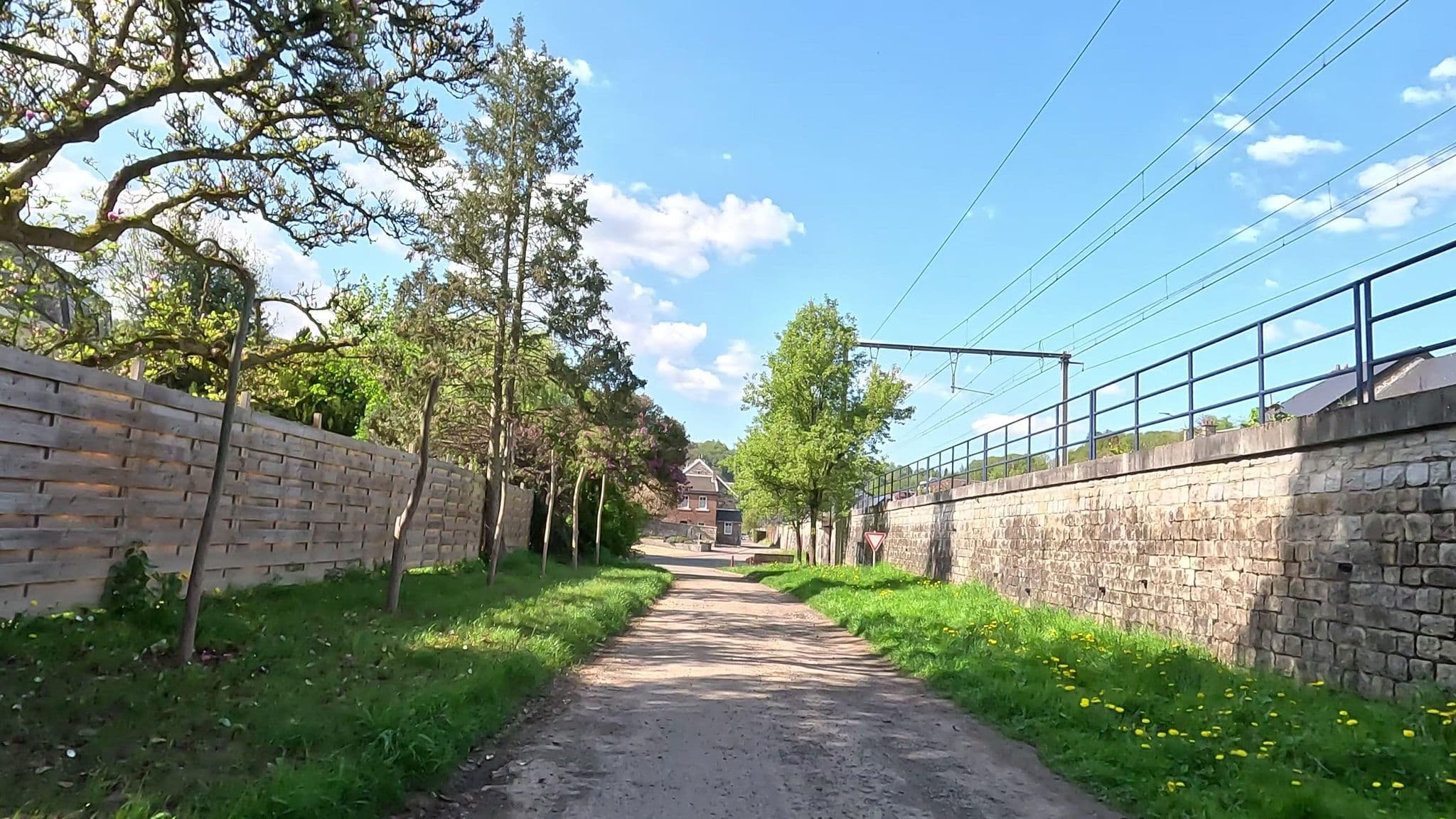 Street view near Imprezowy pokój #3, Comblain-Fairon — © marcliegeoisthe (CC BY-SA · Mapillary)