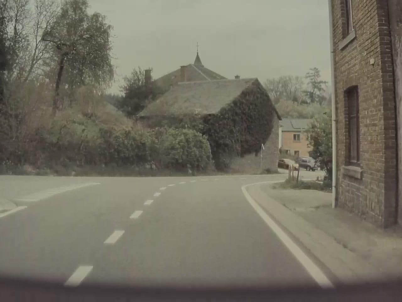 Street view near Oris Weekend @ de Ardennen !, Manhay — © tumblecow (CC BY-SA · Mapillary)