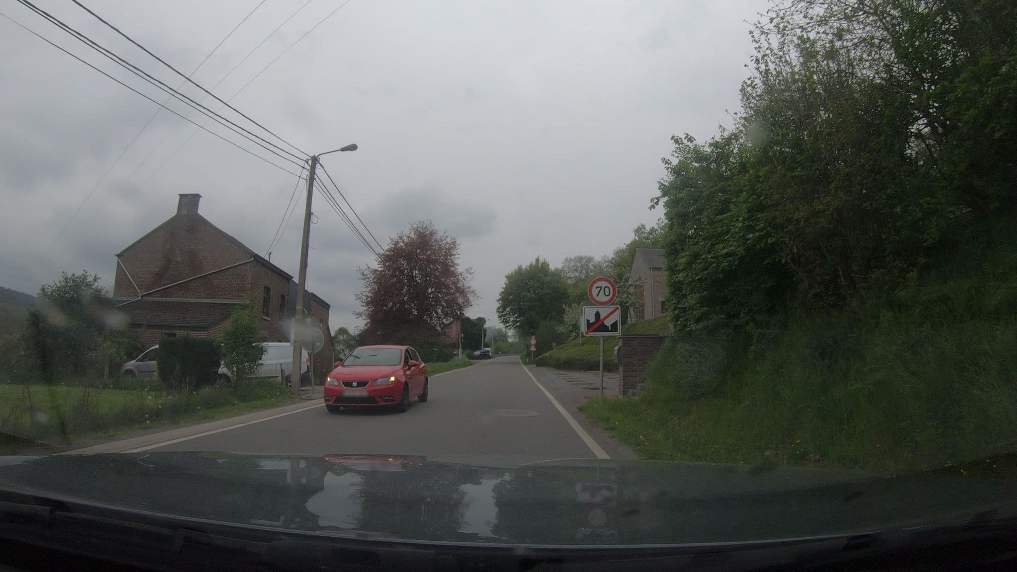 Street view near Vakantiehuis Le Saphir, Bomal — © vinisa (CC BY-SA · Mapillary)