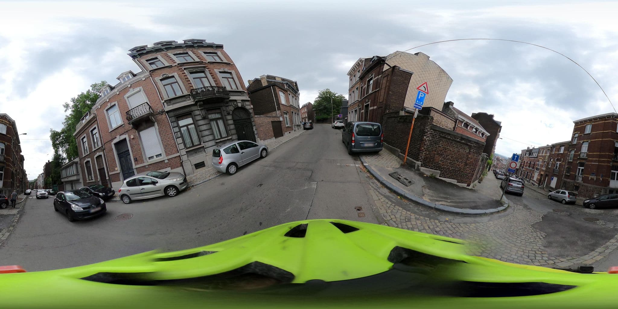 Street view near Roplaza, Liège — © ledantec (CC BY-SA · Mapillary)
