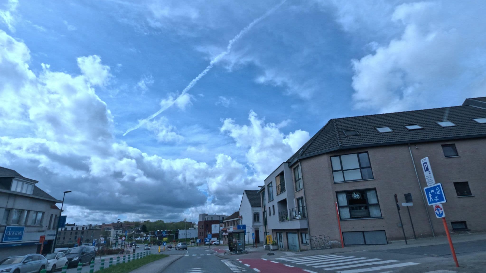 Street view near Flat Service Re, Diegem — © filipc (CC BY-SA · Mapillary)