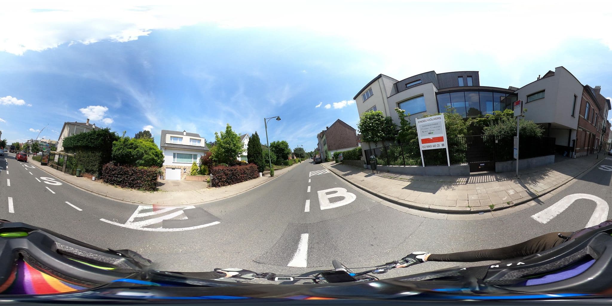 Street view near Verde Paradiso, Auderghem — © Stefdegreef (CC BY-SA · Mapillary)