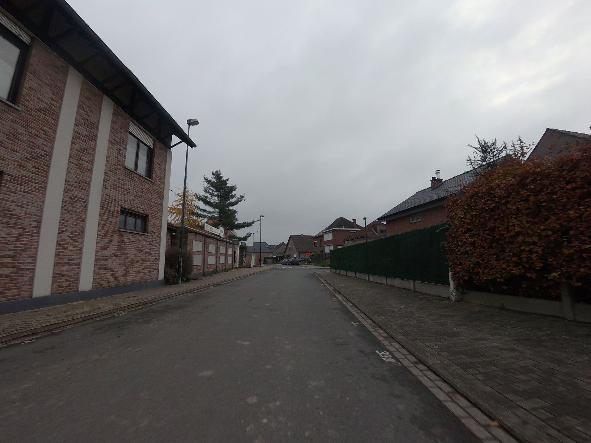 Street view near De Gauquier-De Krom R, Nossegem — © filipc (CC BY-SA · Mapillary)