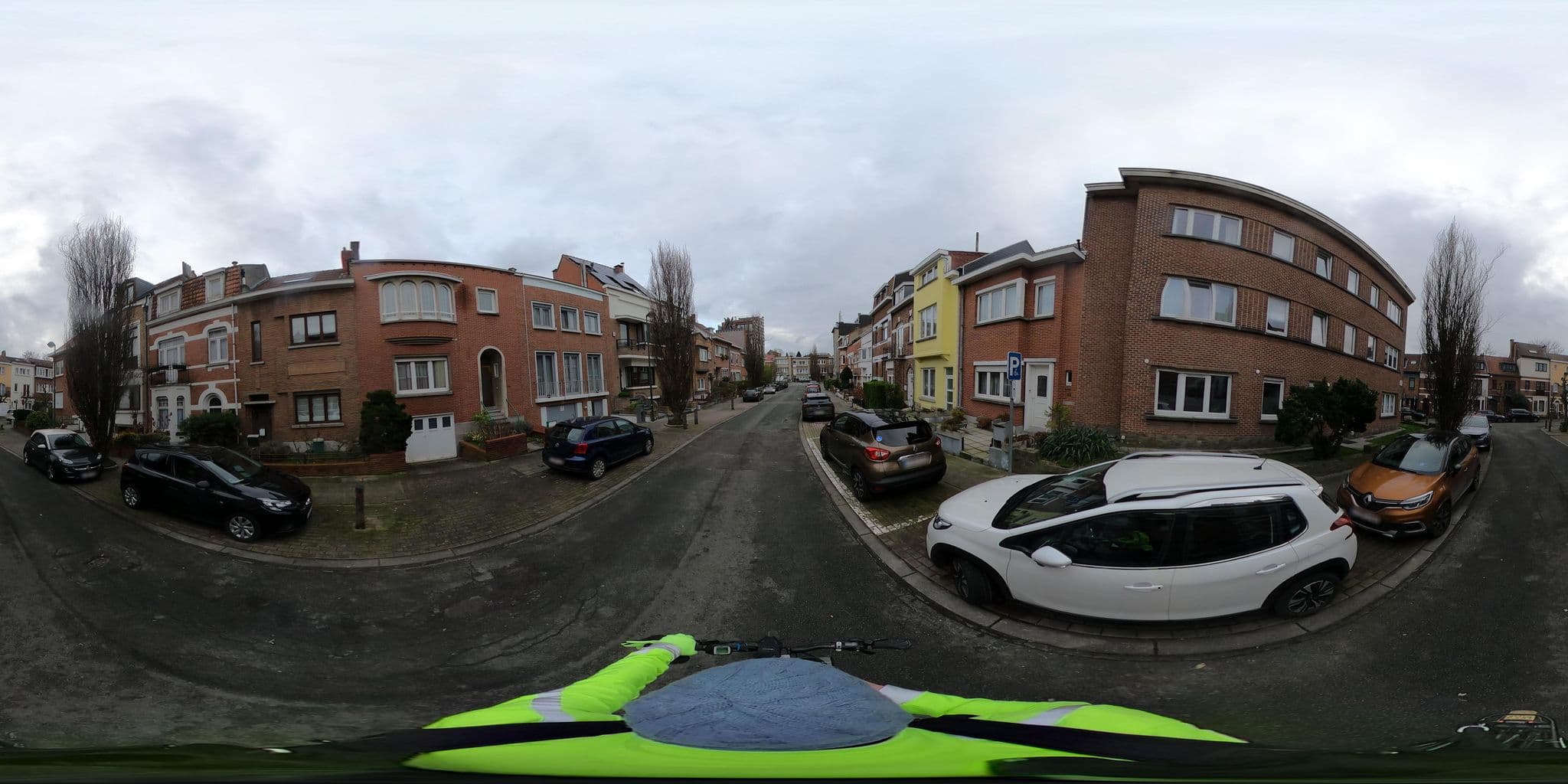 Street view near o' palace, Auderghem — © Stefdegreef (CC BY-SA · Mapillary)