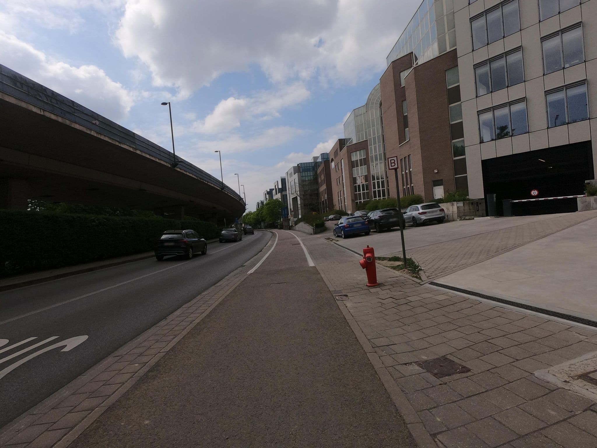 Street view near Accor Hotels Belgium, Auderghem — © thierry1030 (CC BY-SA · Mapillary)