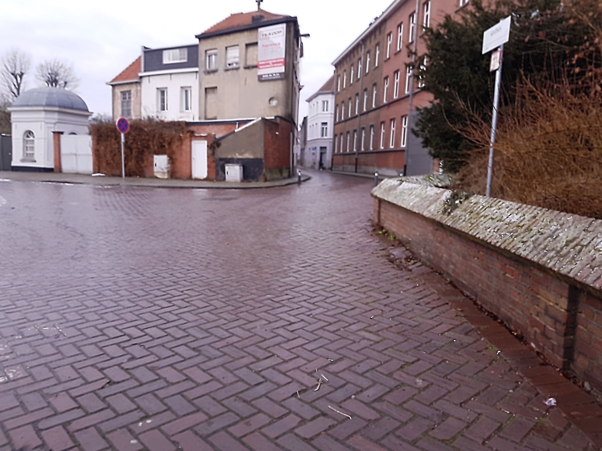 Street view near Bed Muzet, Lier — © filipc (CC BY-SA · Mapillary)