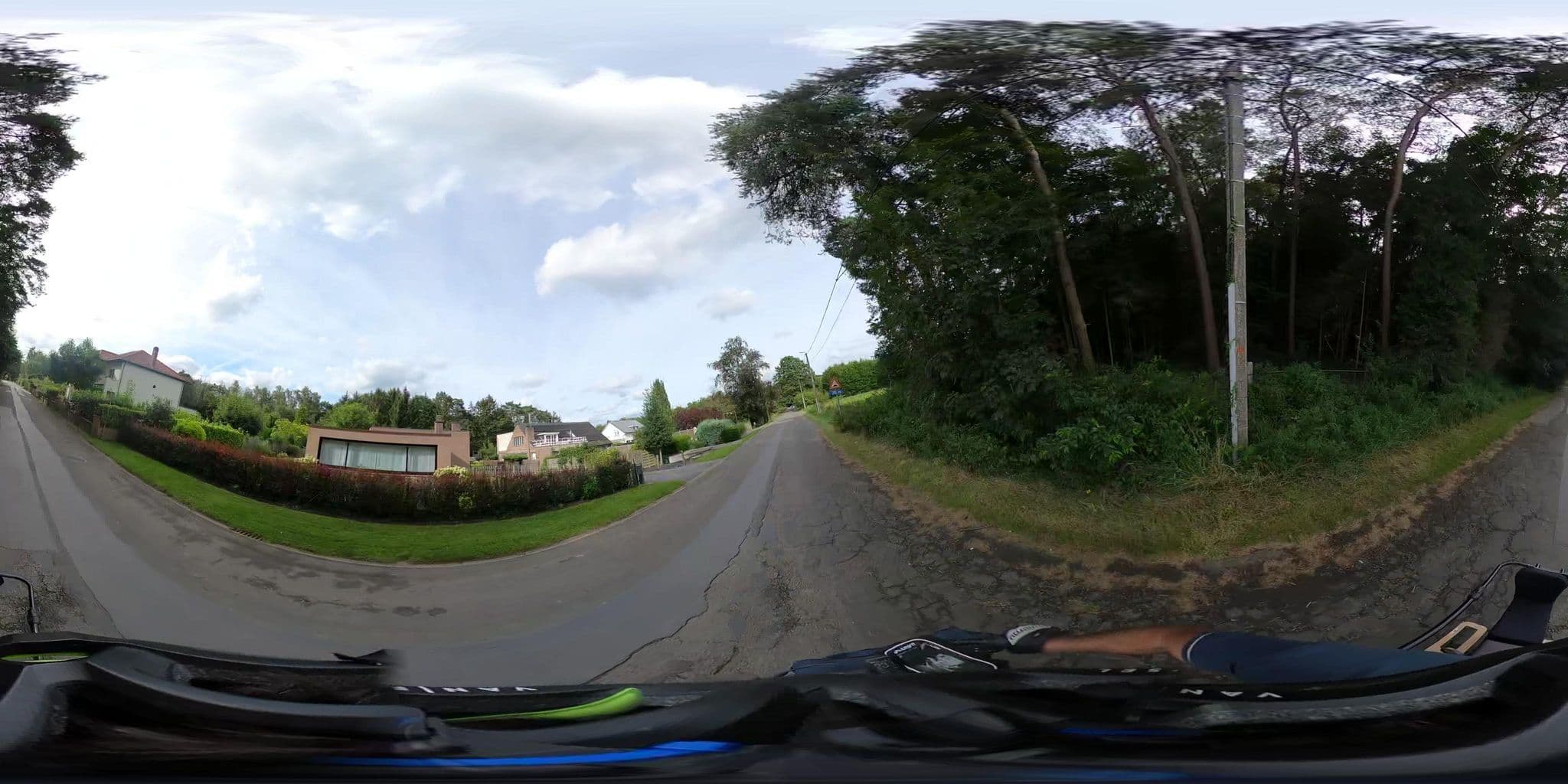 Street view near B&B Meerdaal, Sint-Joris-Weert — © thierry1030 (CC BY-SA · Mapillary)