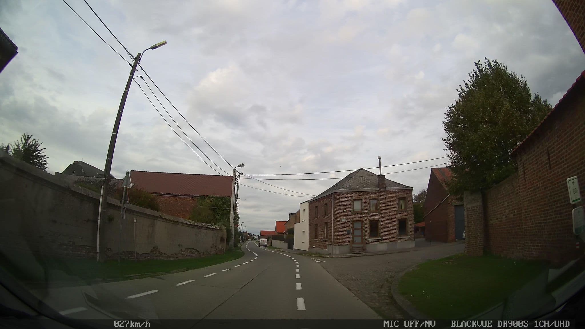 Street view near De Leeuw Els, Goetsenhoven — © filipc (CC BY-SA · Mapillary)