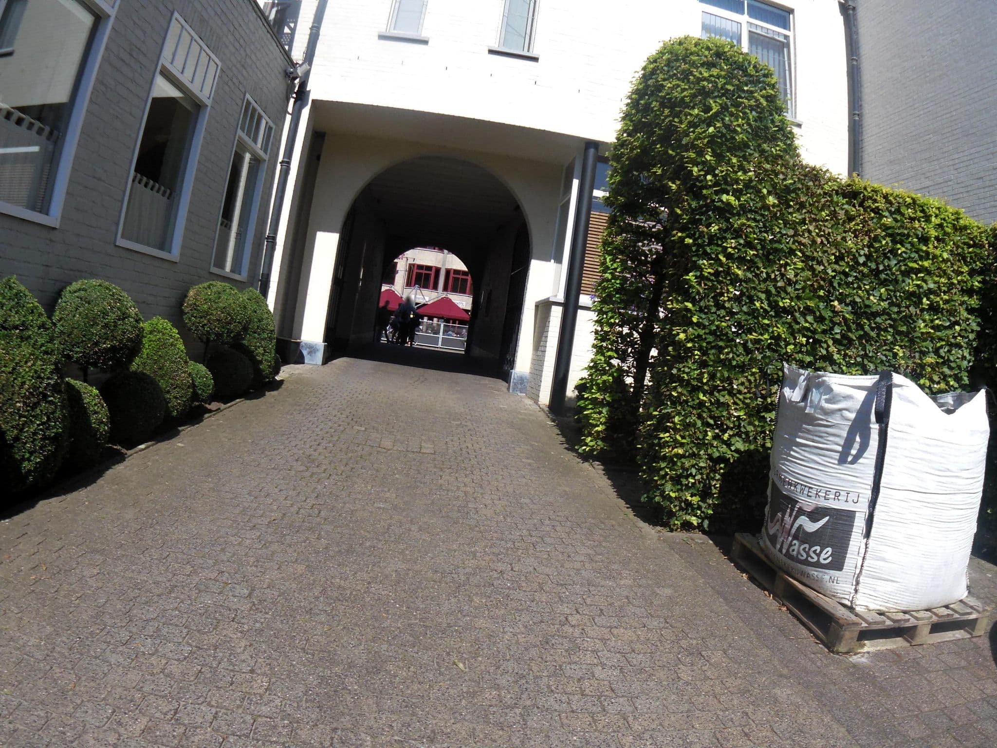 Street view near Hotel Restaurant Geerts, Westerlo — © thierry1030 (CC BY-SA · Mapillary)