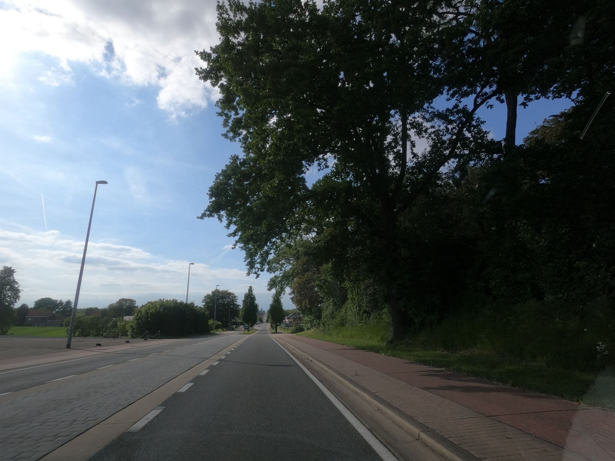 Street view near Bimetel, Gelinden — © filipc (CC BY-SA · Mapillary)
