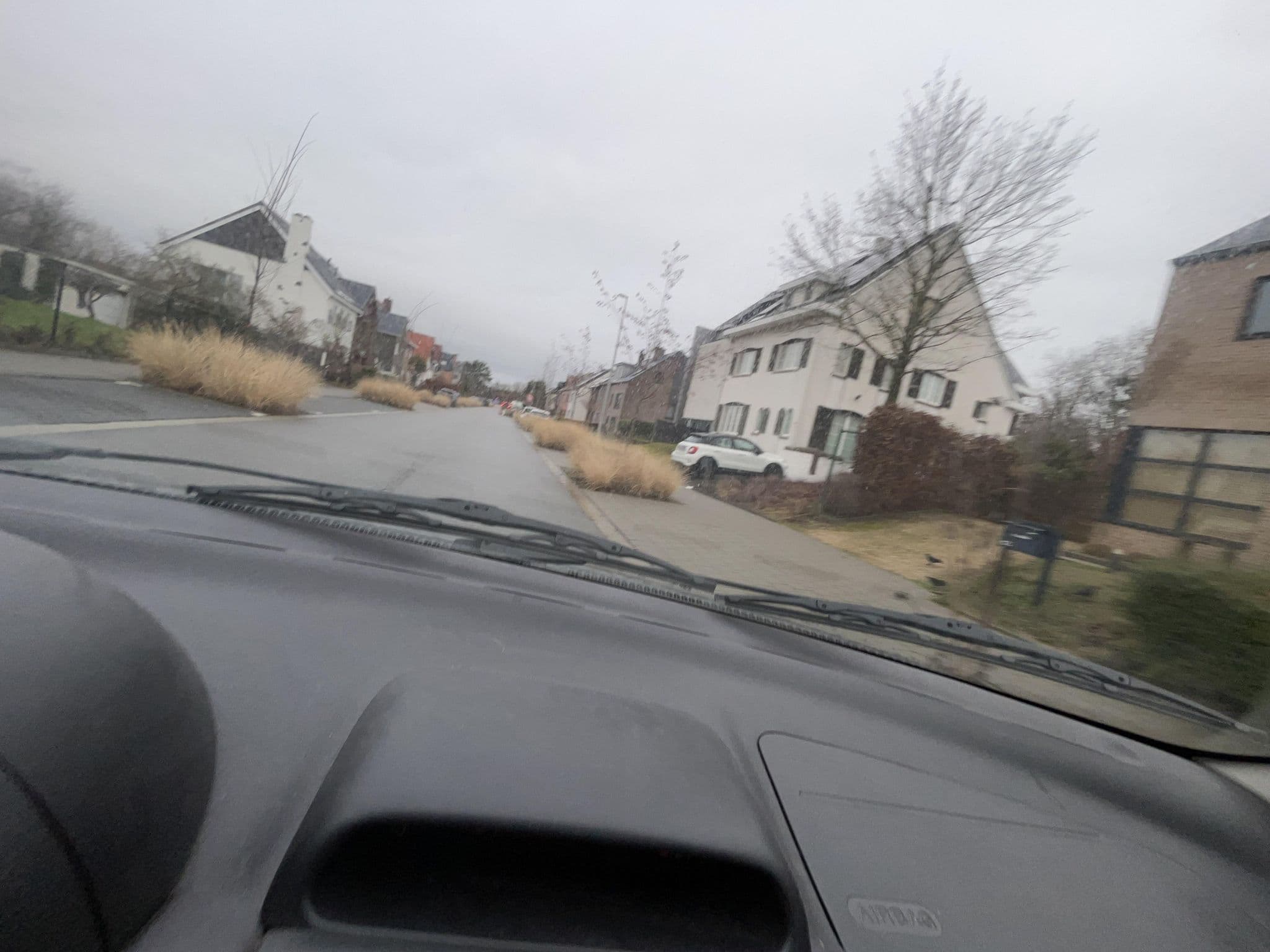 Street view near Leeuwenhol, Hasselt — © VC2 (CC BY-SA · Mapillary)