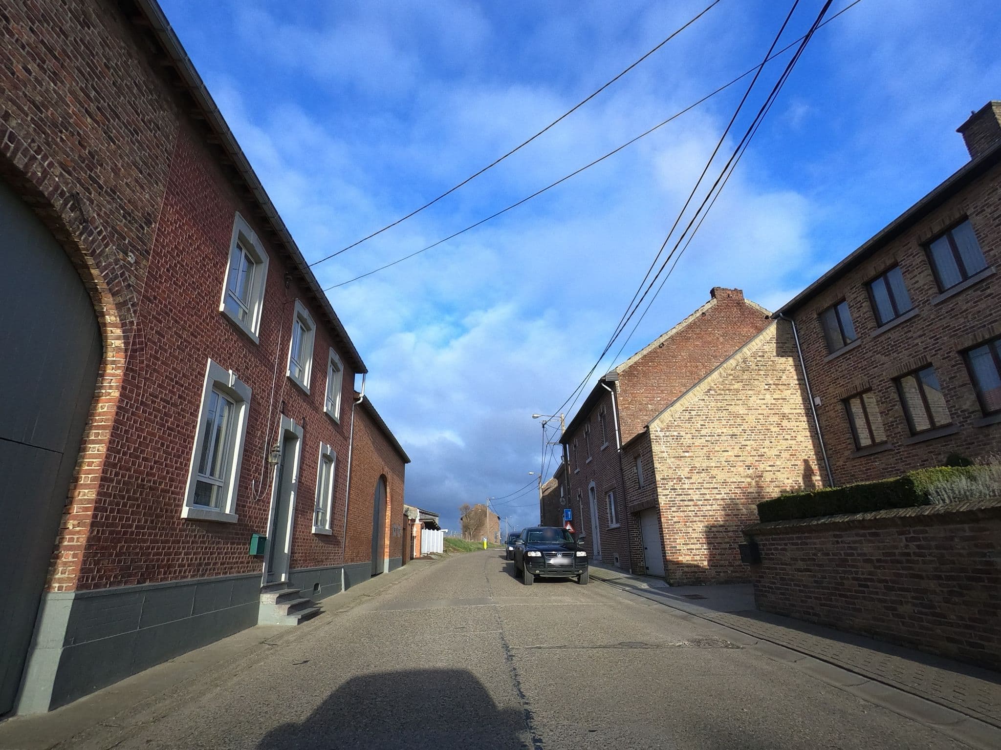 Street view near Pomona, Heers — © filipc (CC BY-SA · Mapillary)