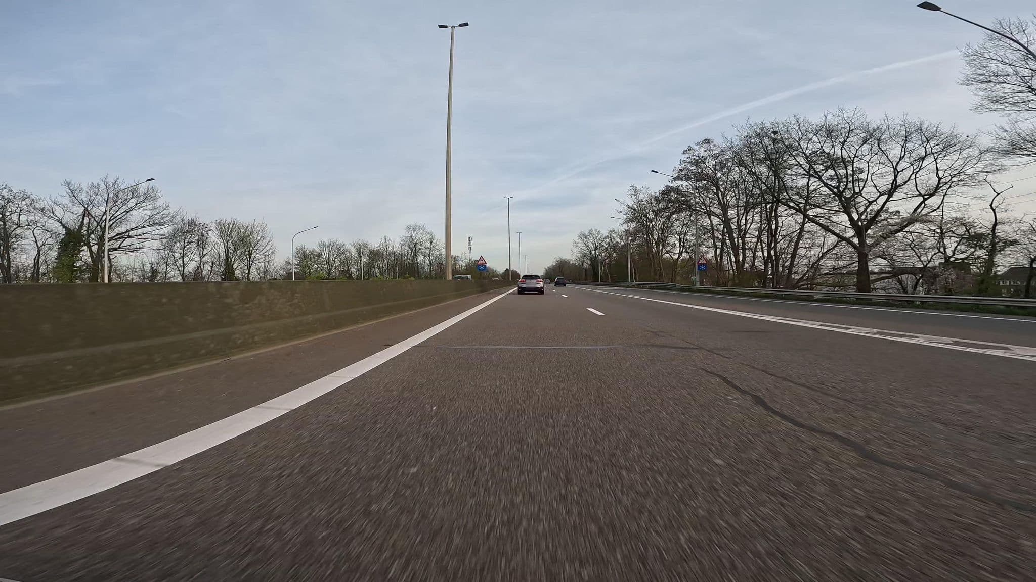 Street view near Hoeve Roosbeek, Kuringen — © tjorim (CC BY-SA · Mapillary)