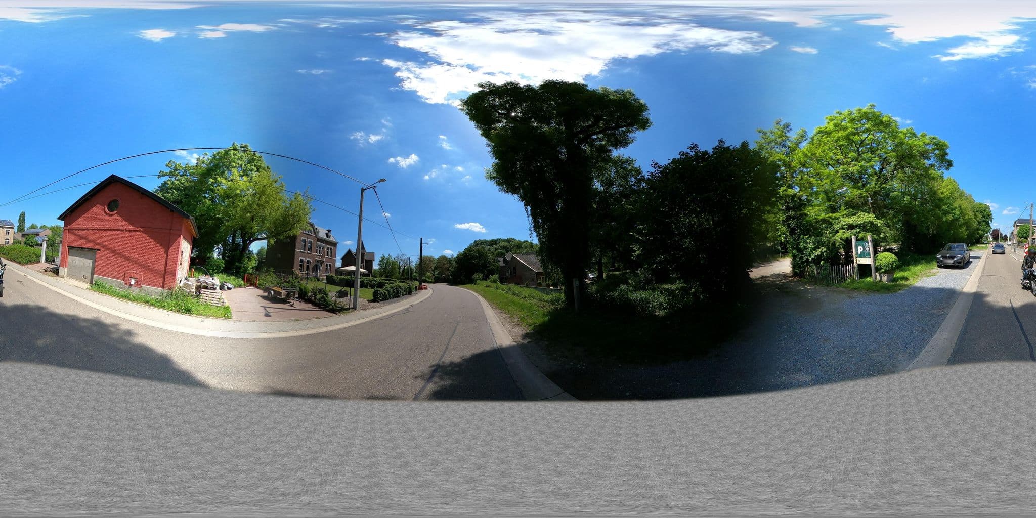 Street view near Bie D'r Notaire, Visé — © Eebie (CC BY-SA · Mapillary)