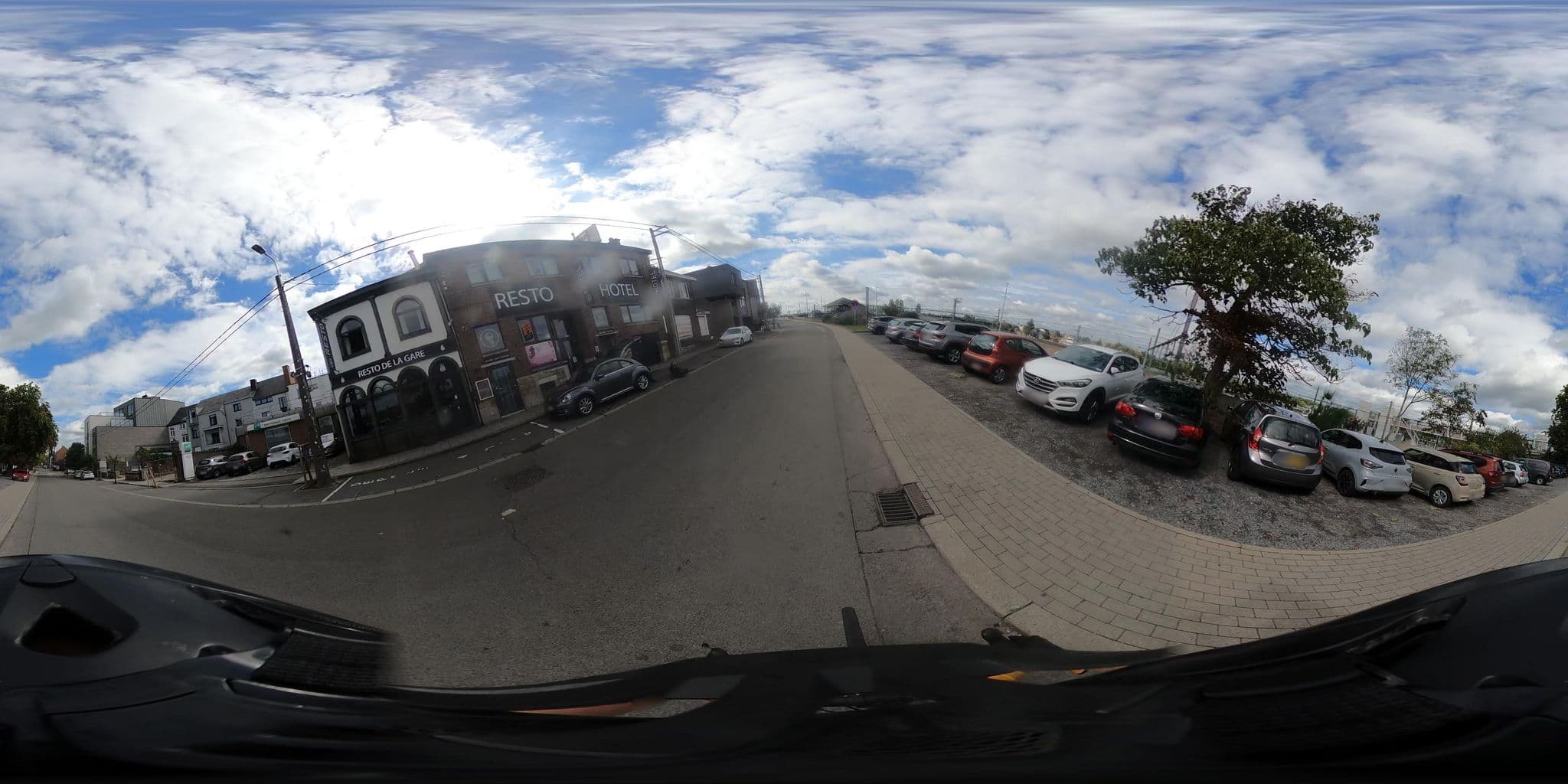Street view near hotel de la gare, Visé — © odonnoly (CC BY-SA · Mapillary)