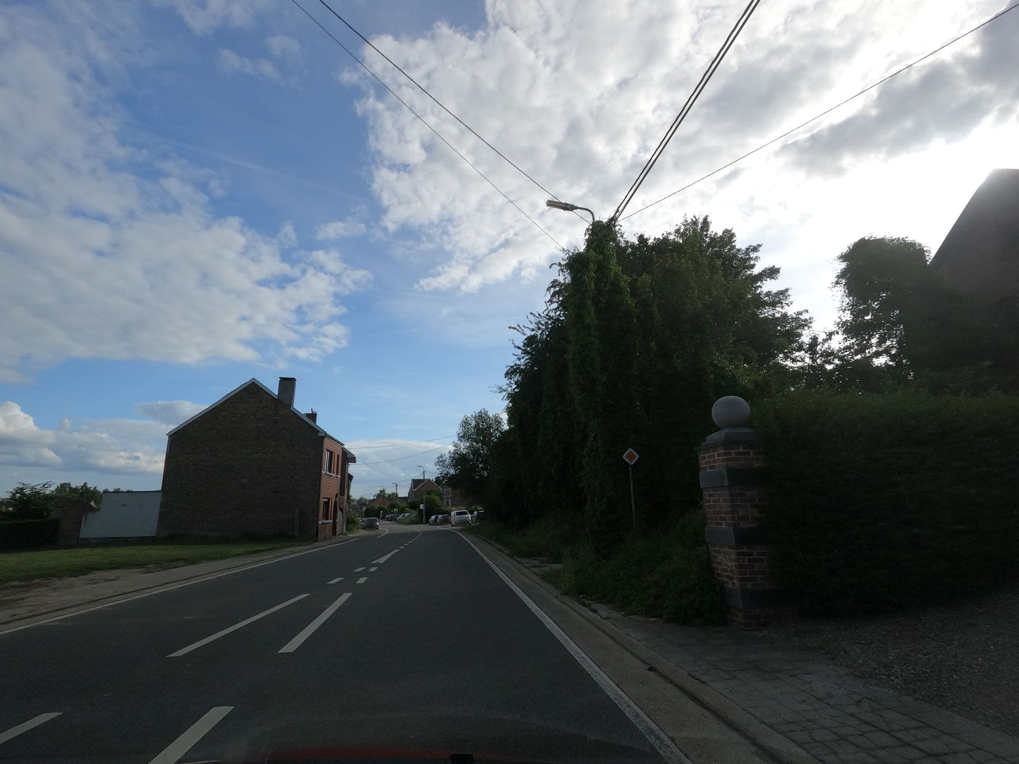 Street view near Maison d'Hôtes Villa Bayard, Eben-Emael — © filipc (CC BY-SA · Mapillary)