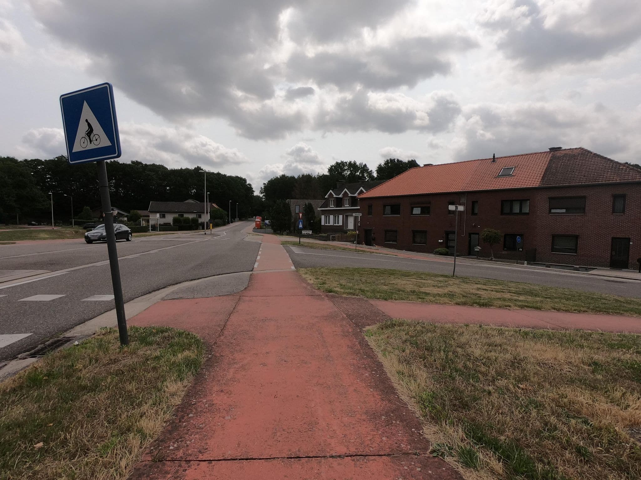 Street view near Villa 418, Zutendaal — © thierry1030 (CC BY-SA · Mapillary)