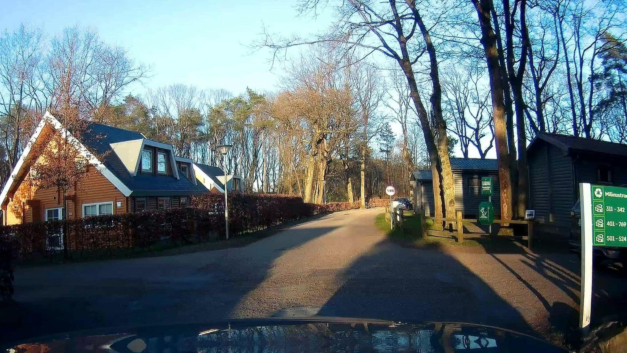 Street view near Villa 336, Zutendaal — © micmin1972 (CC BY-SA · Mapillary)