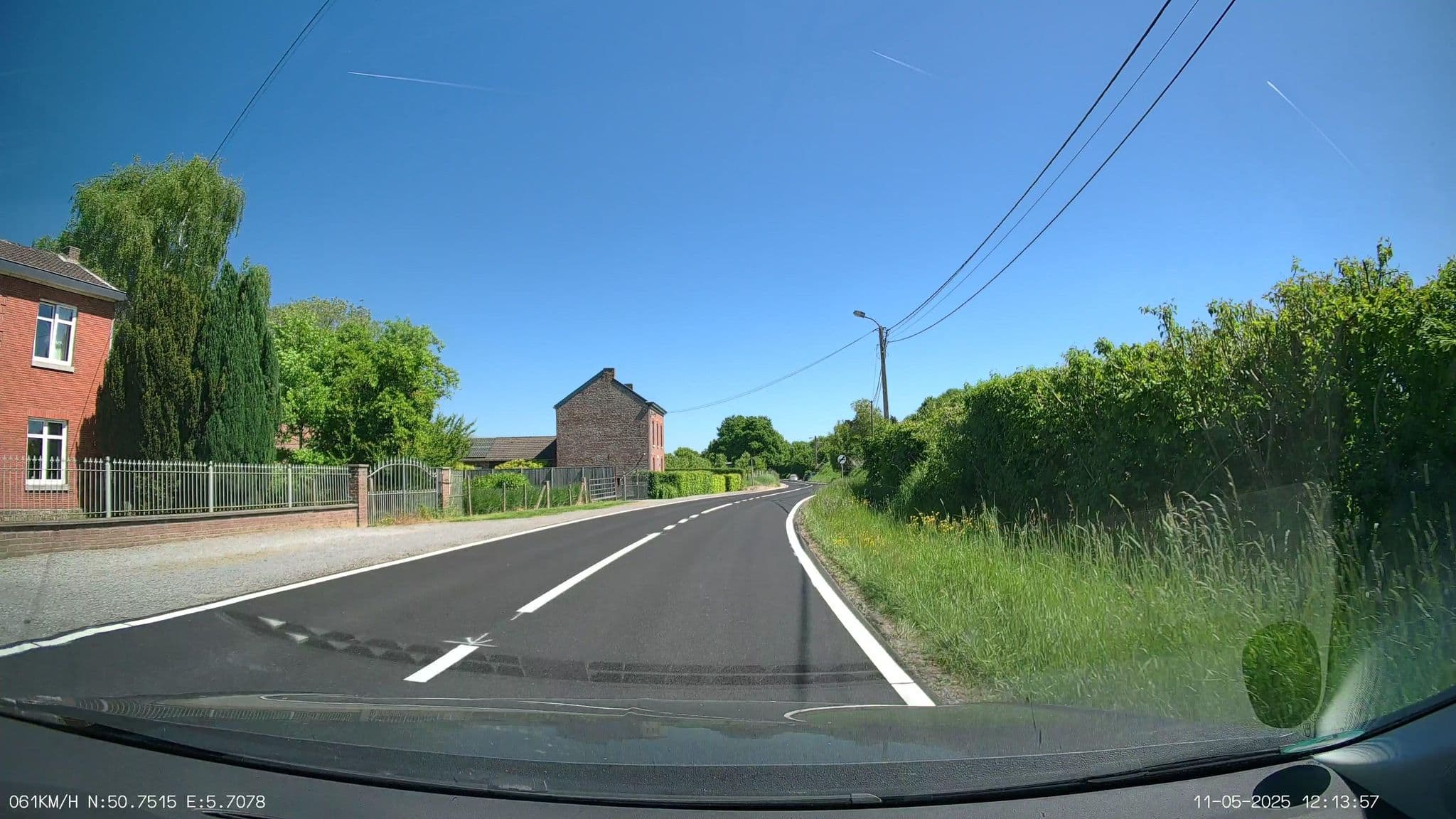 Street view near Atelier & Logement Rozijntjes, Visé — © heetENkoel (CC BY-SA · Mapillary)