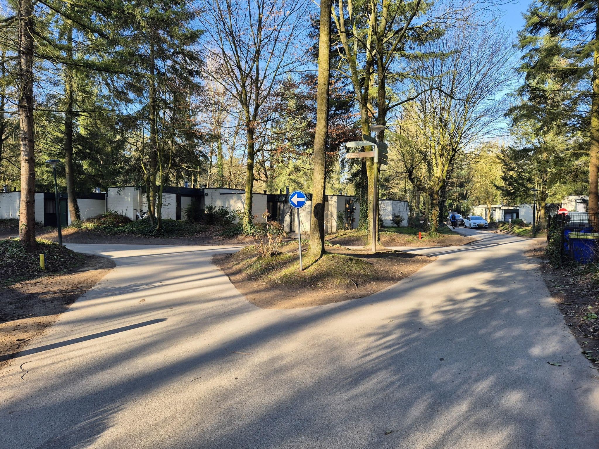 Street view near Cottage 528, Ellikom — © dentonny (CC BY-SA · Mapillary)