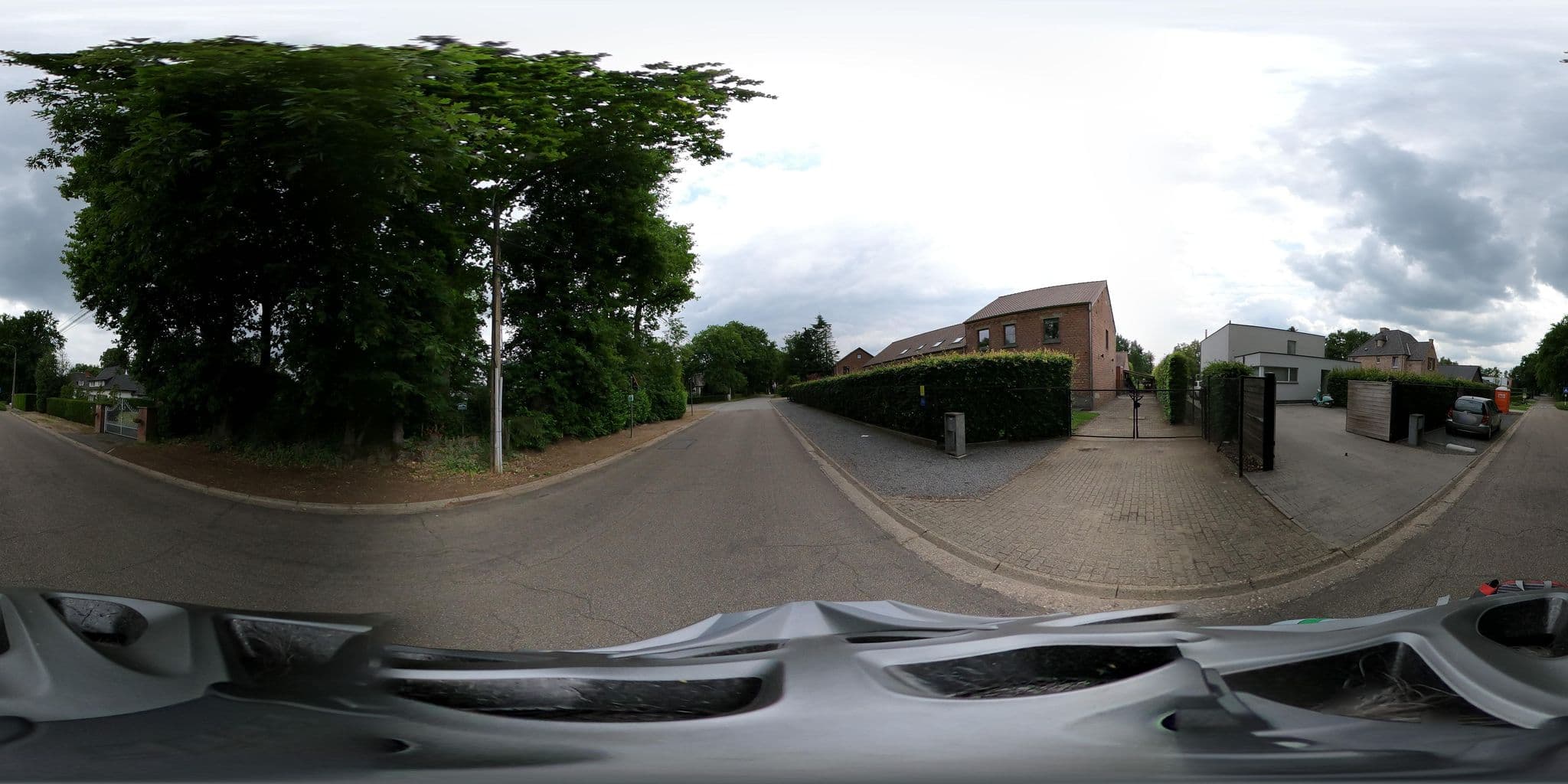 Street view near Huis Berenbroek, Diepenbeek — © Eebie (CC BY-SA · Mapillary)