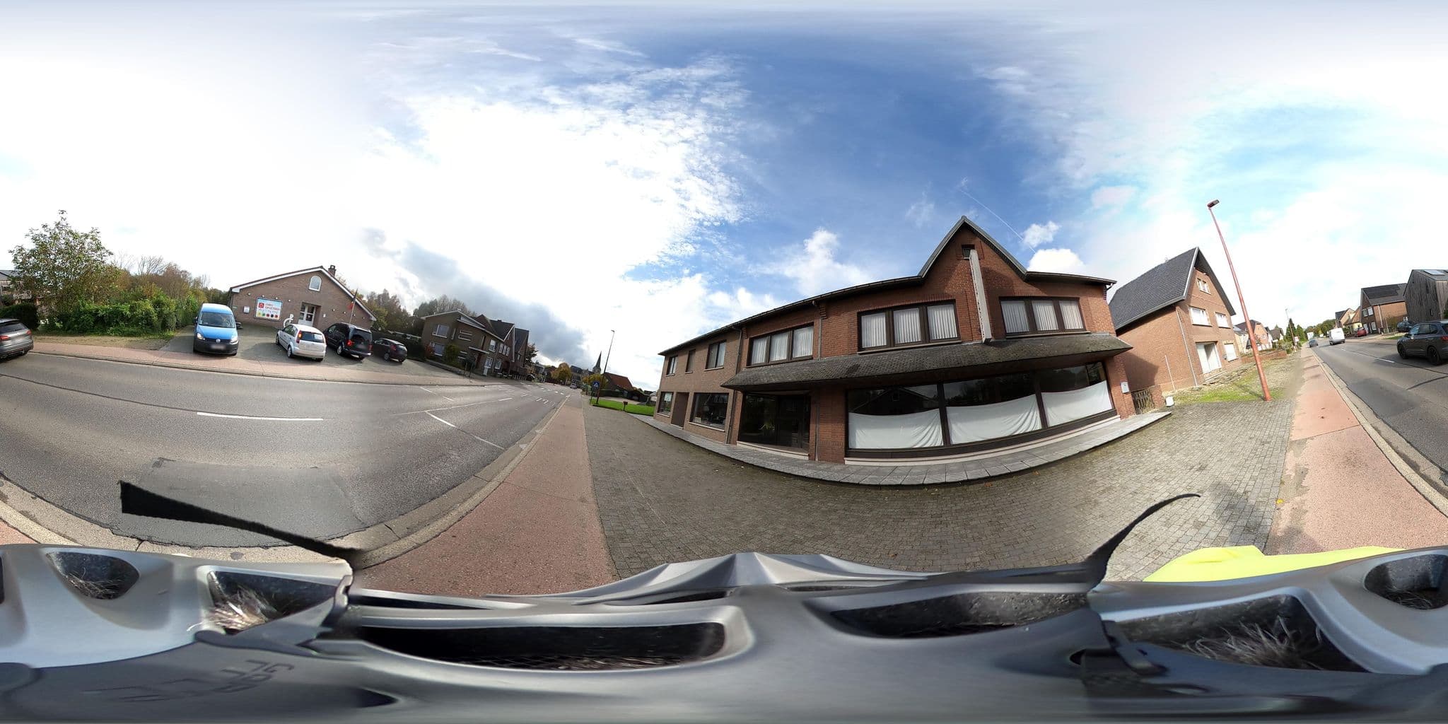 Street view near Neeroeterenstraat, Opoeteren — © Eebie (CC BY-SA · Mapillary)