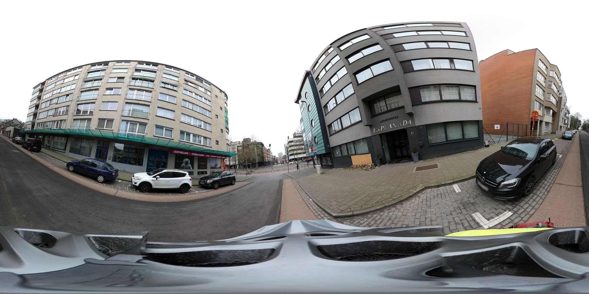Street view near Aparthotel Esplanada, Genk — © Eebie (CC BY-SA · Mapillary)