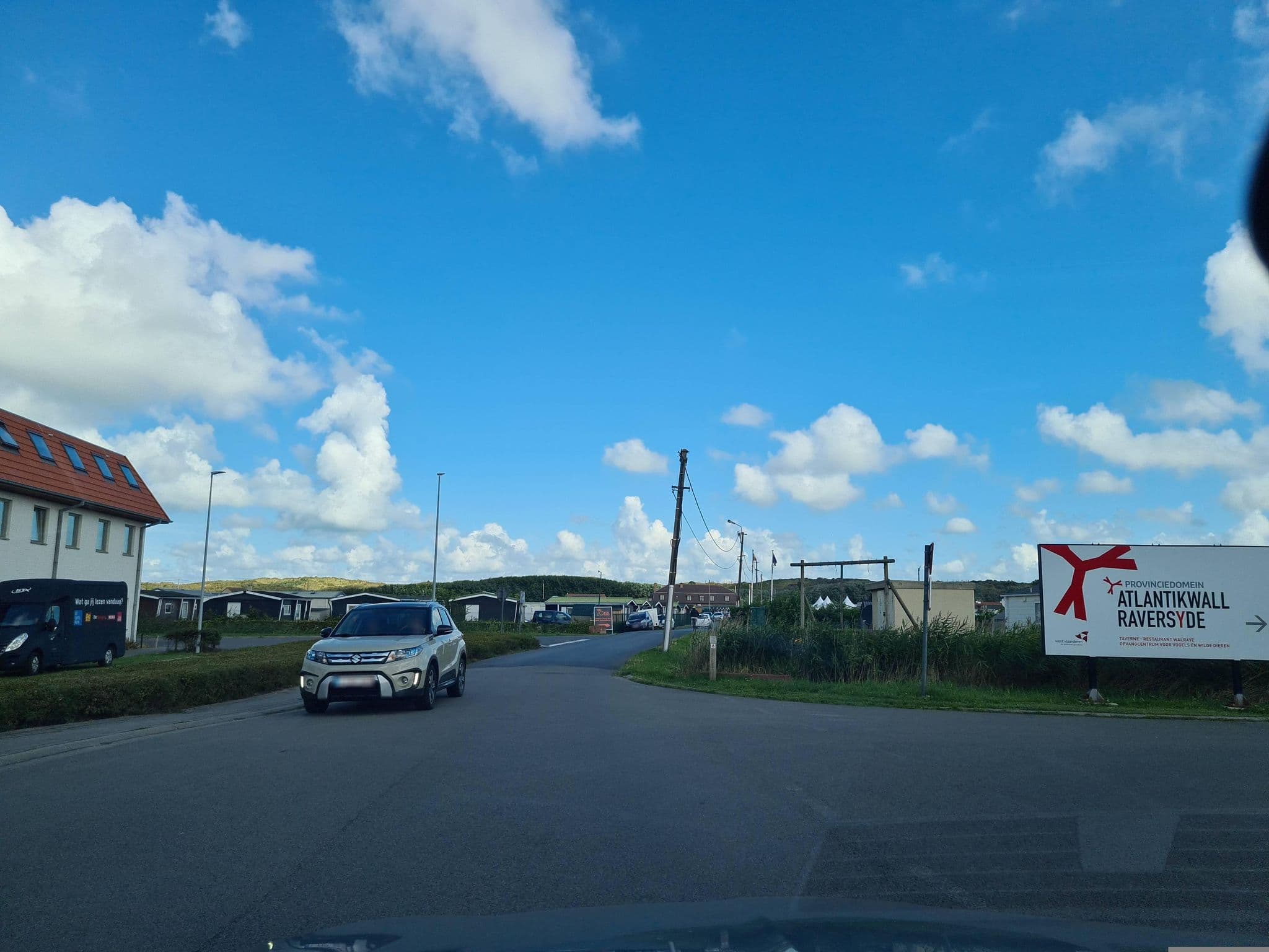 Street view near Arahouse, Middelkerke — © dsmm (CC BY-SA · Mapillary)