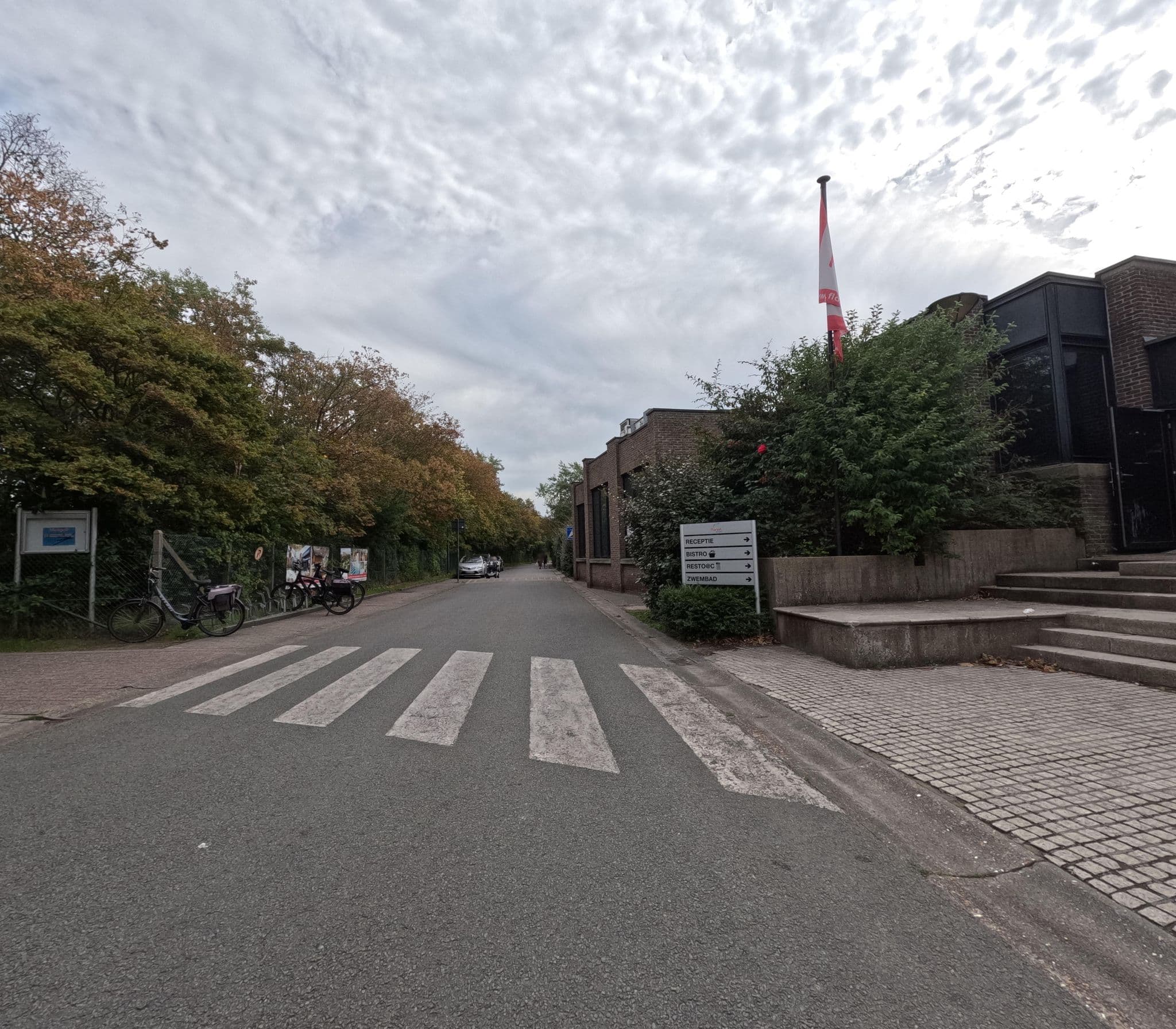 Street view near Floreal, Lombardsijde — © filipc (CC BY-SA · Mapillary)