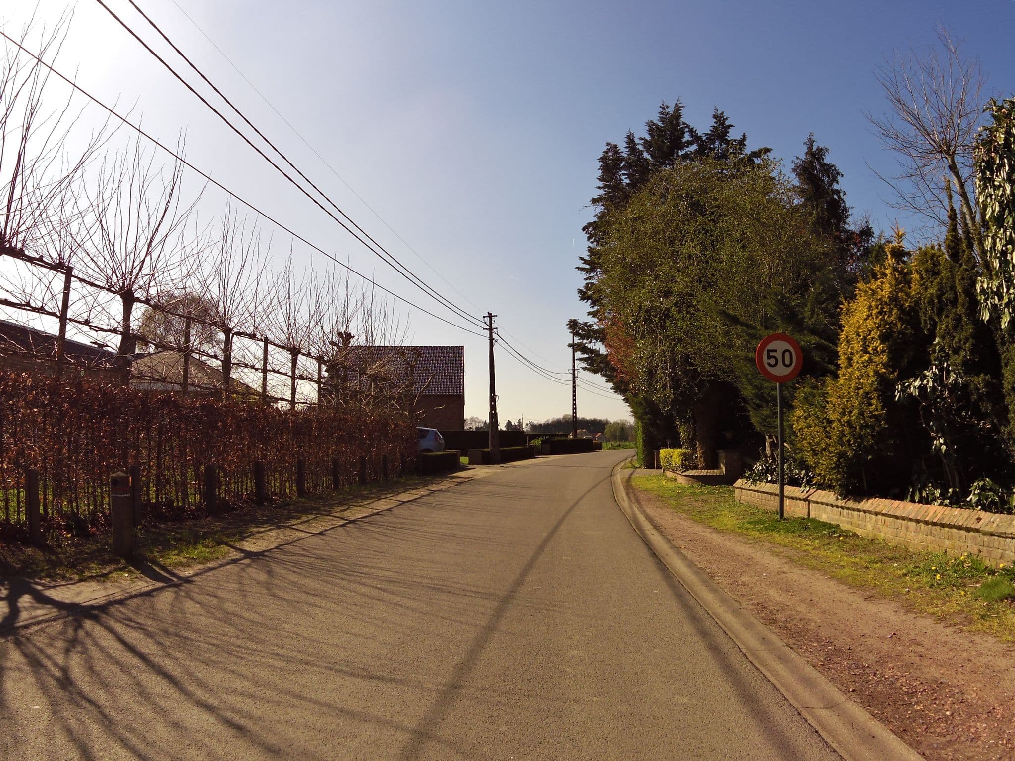 Street view near Thuust, Gistel — © zors1843 (CC BY-SA · Mapillary)