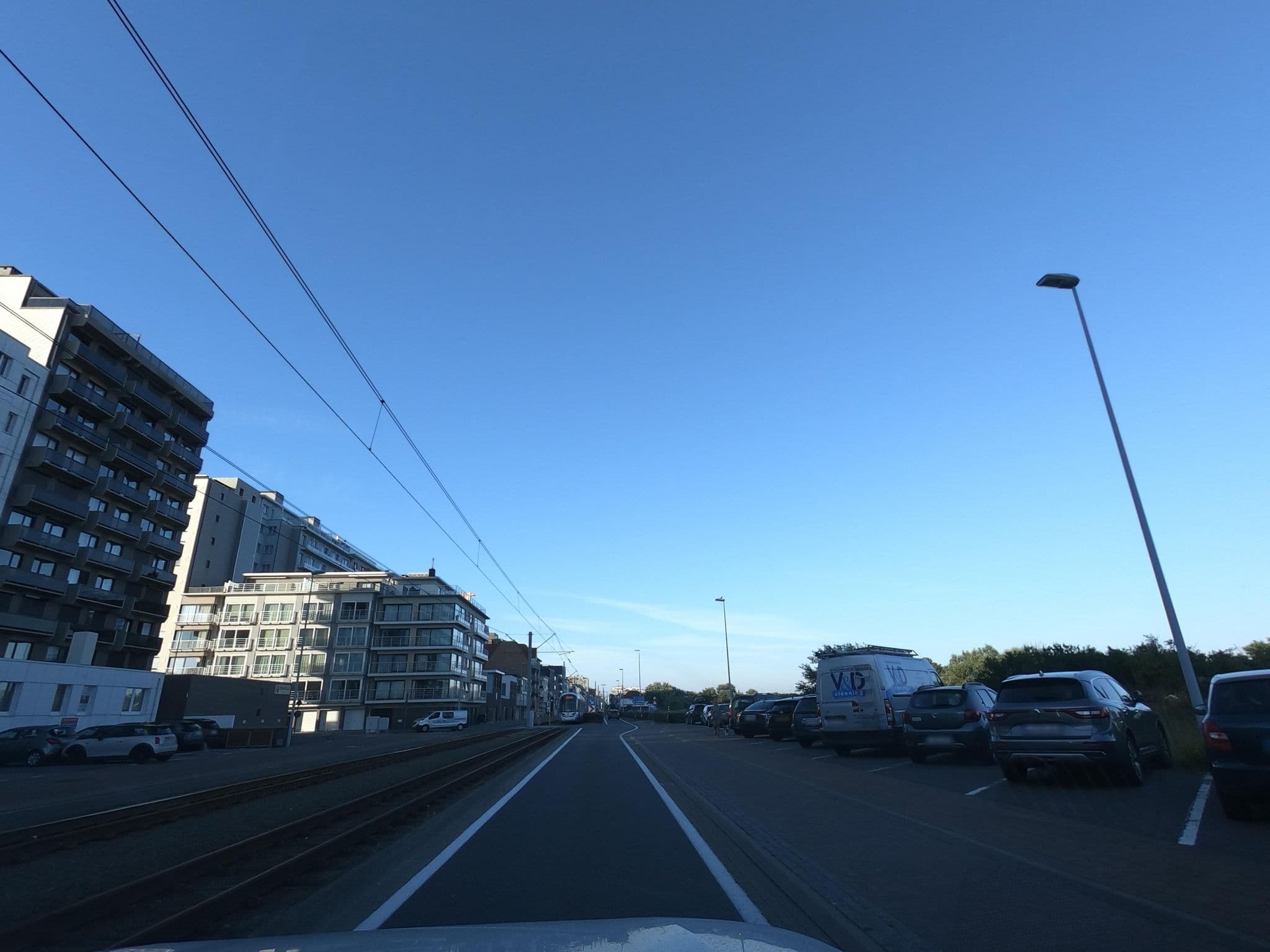 Street view near Hotel Rubens, Middelkerke — © filipc (CC BY-SA · Mapillary)