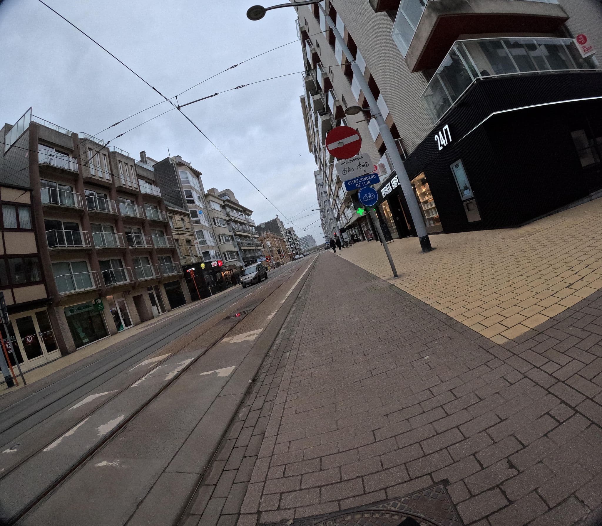Street view near Fields of Ellis, Middelkerke — © filipc (CC BY-SA · Mapillary)