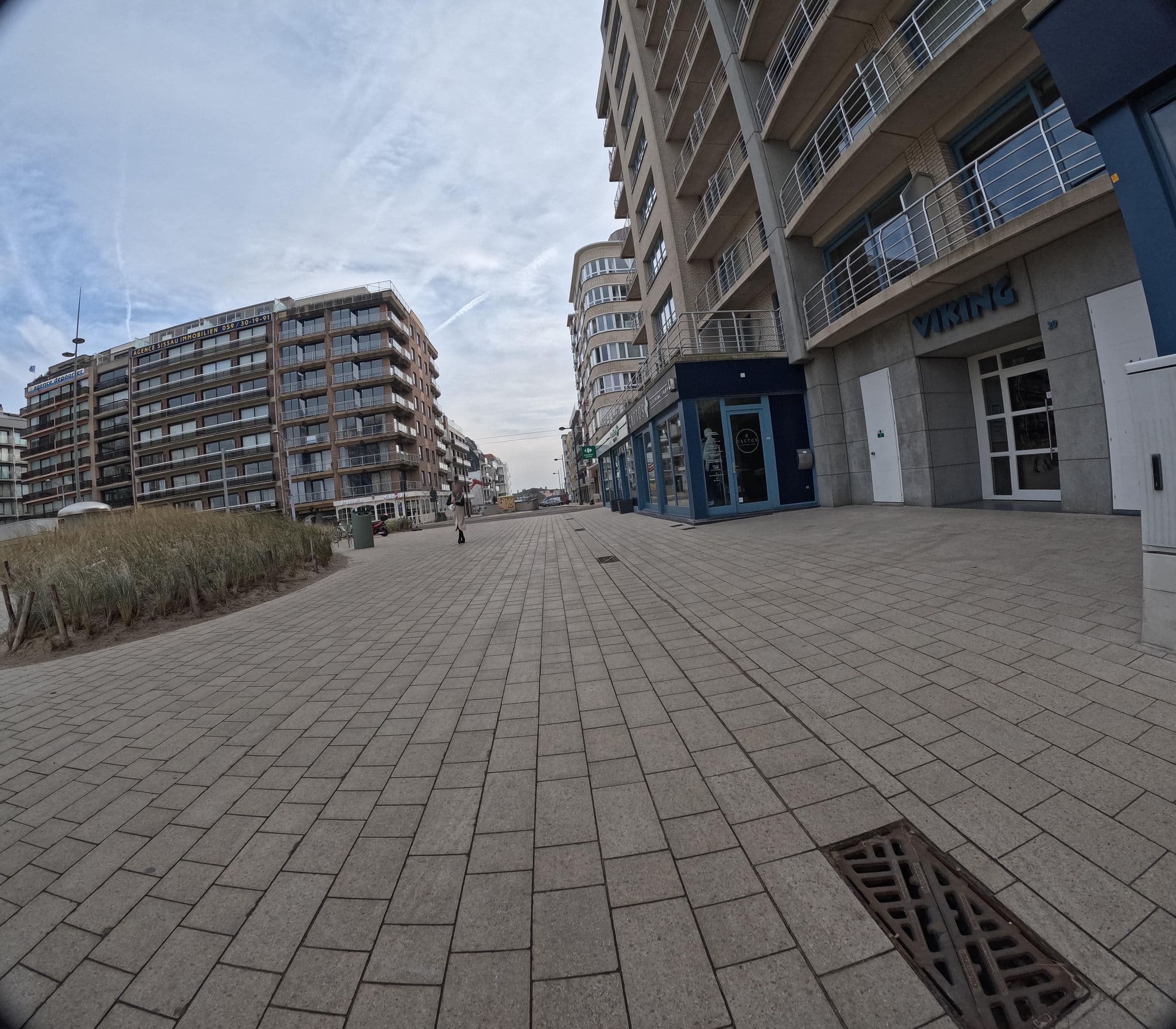 Street view near Hotel Octopussy, Middelkerke — © filipc (CC BY-SA · Mapillary)