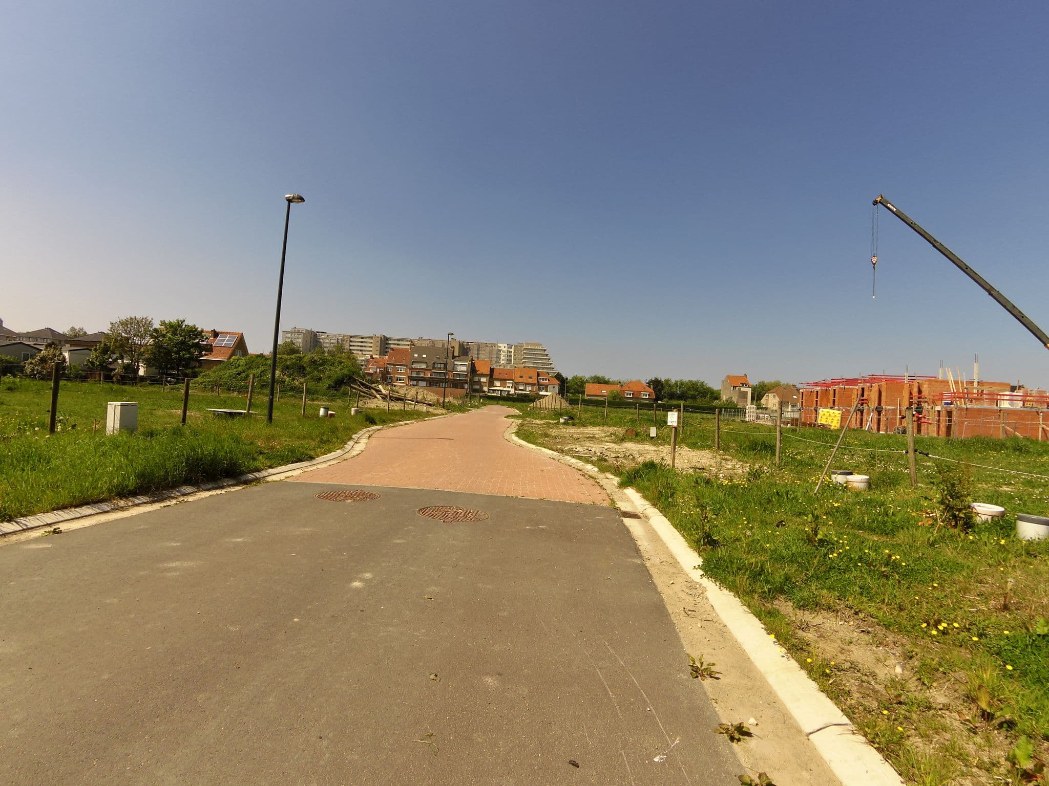 Street view near Een Tente Waar Dat Veel Te Koud Is 😩, Middelkerke — © zors1843 (CC BY-SA · Mapillary)