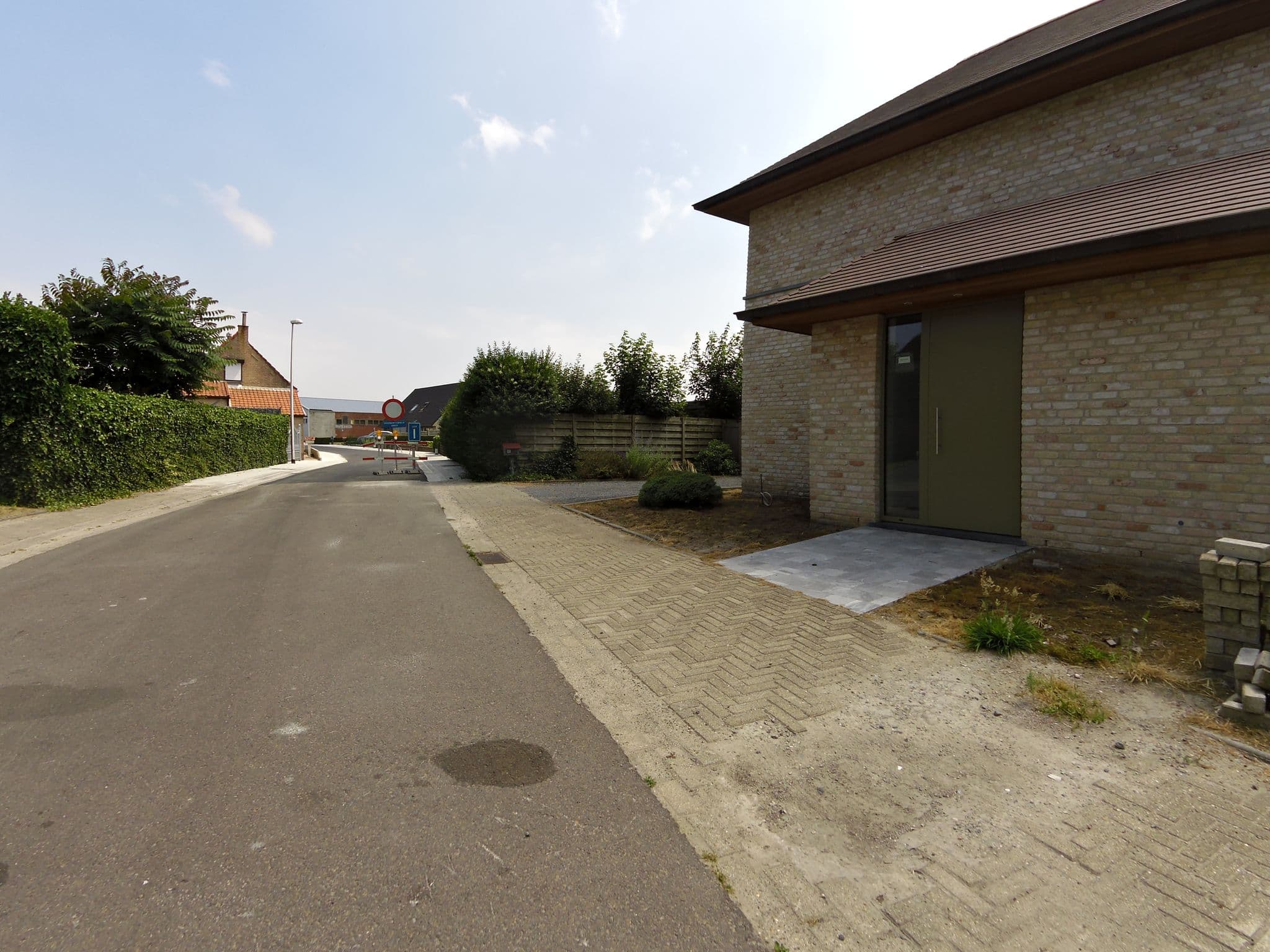 Street view near B&b Le Jardin De Grand-Mere, Oudenburg — © zors1843 (CC BY-SA · Mapillary)