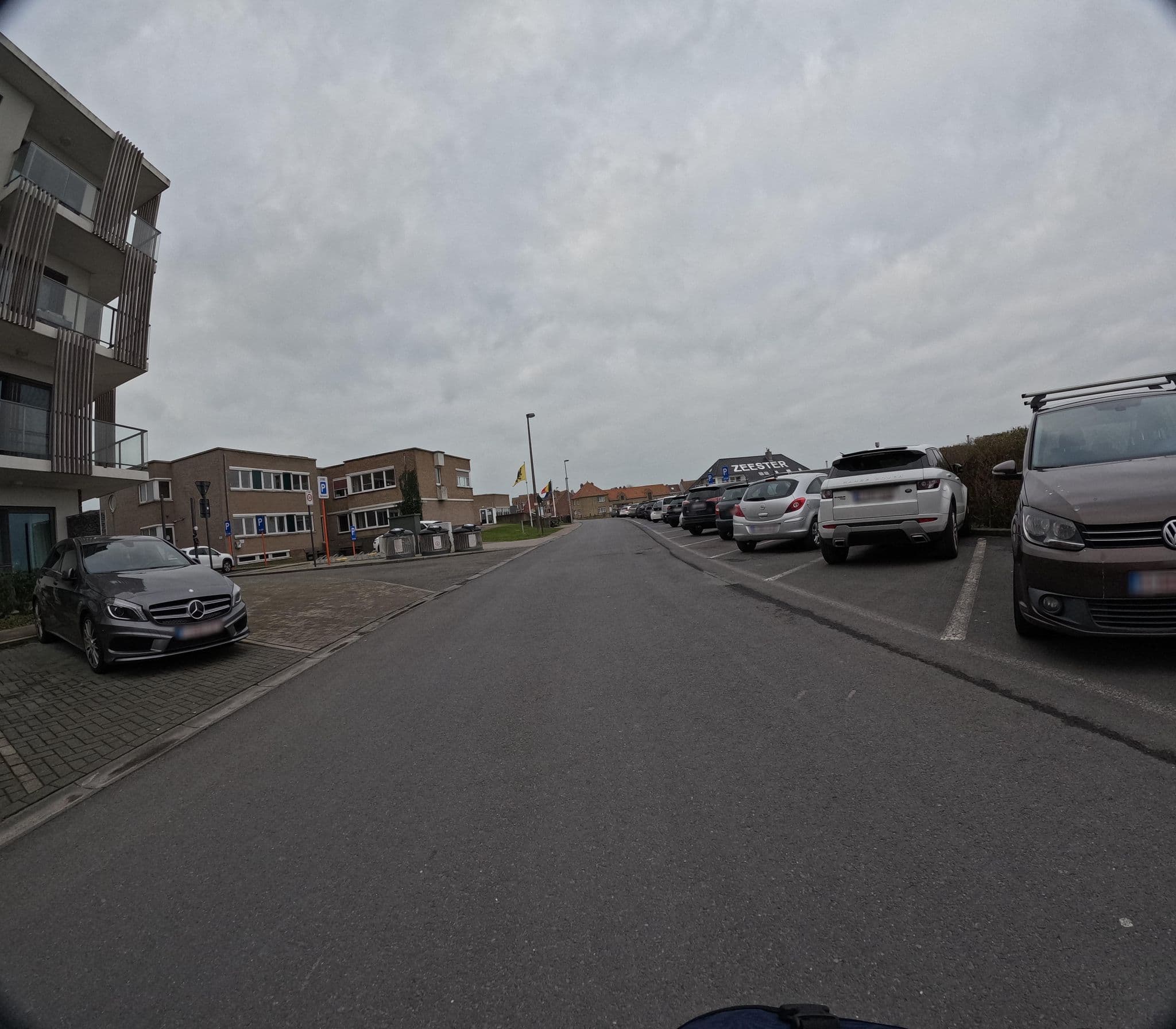 Street view near Vakantiehuisjes Duinhof, Middelkerke — © filipc (CC BY-SA · Mapillary)