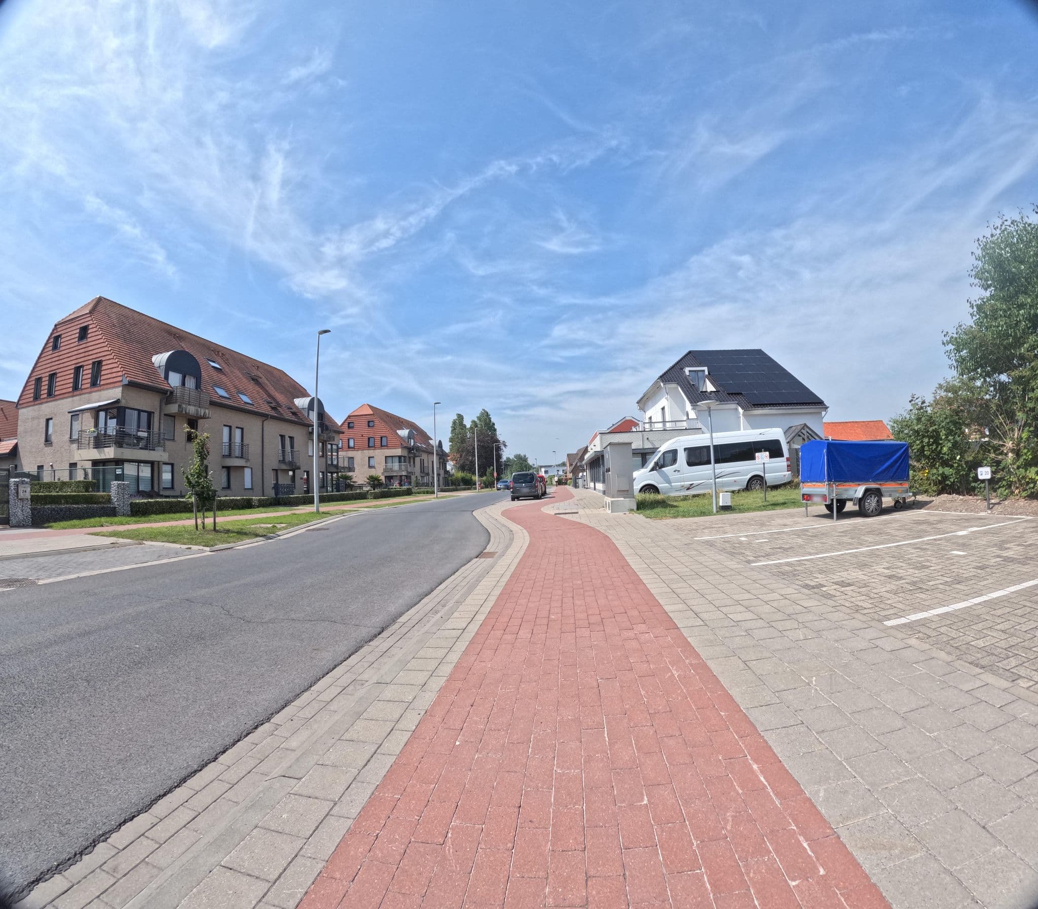 Street view near La Mer en Rose, Bredene — © filipc (CC BY-SA · Mapillary)