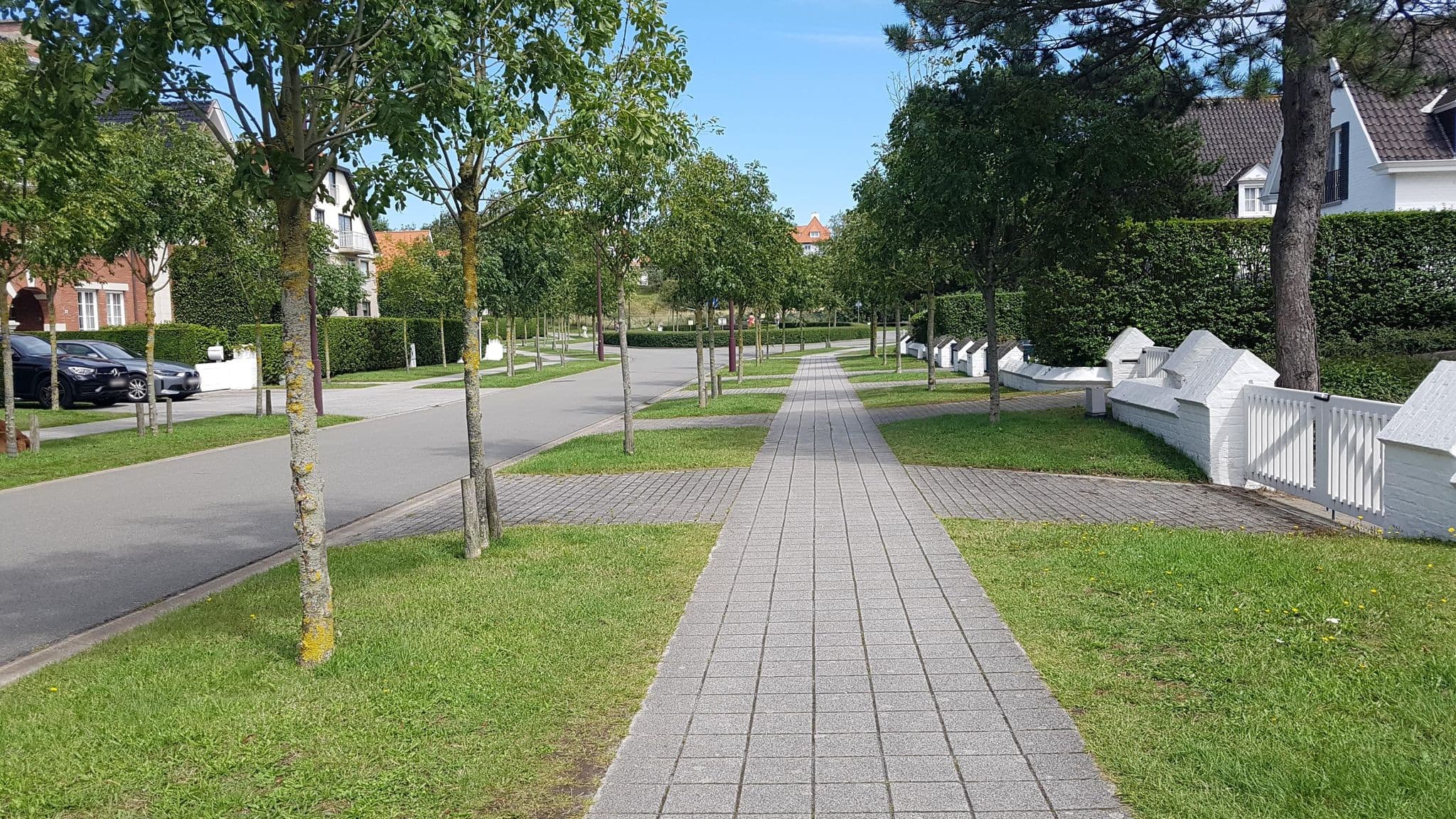 Street view near Les Bleuets, De Haan — © dsmm (CC BY-SA · Mapillary)