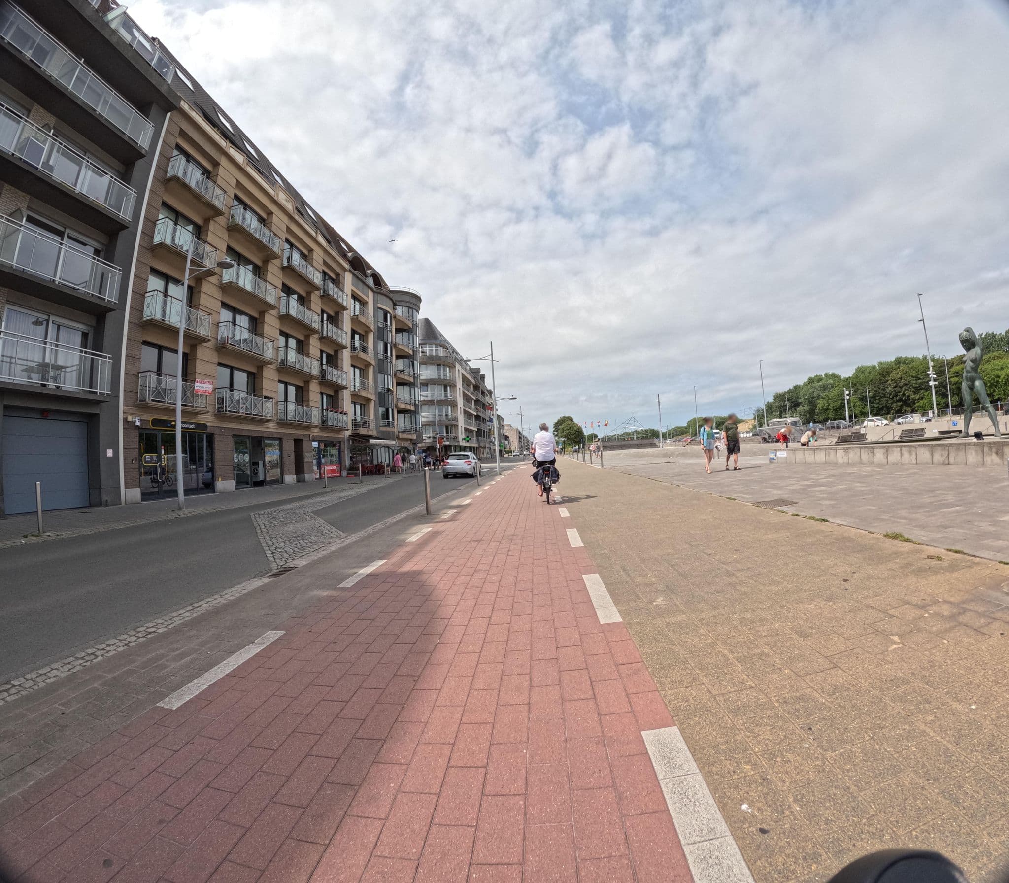 Street view near Apartment Bredene, Bredene — © filipc (CC BY-SA · Mapillary)