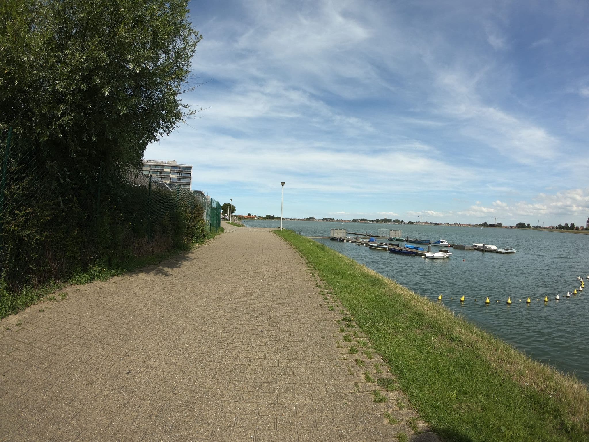 Street view near Chalet 2, Ostend — © filipc (CC BY-SA · Mapillary)